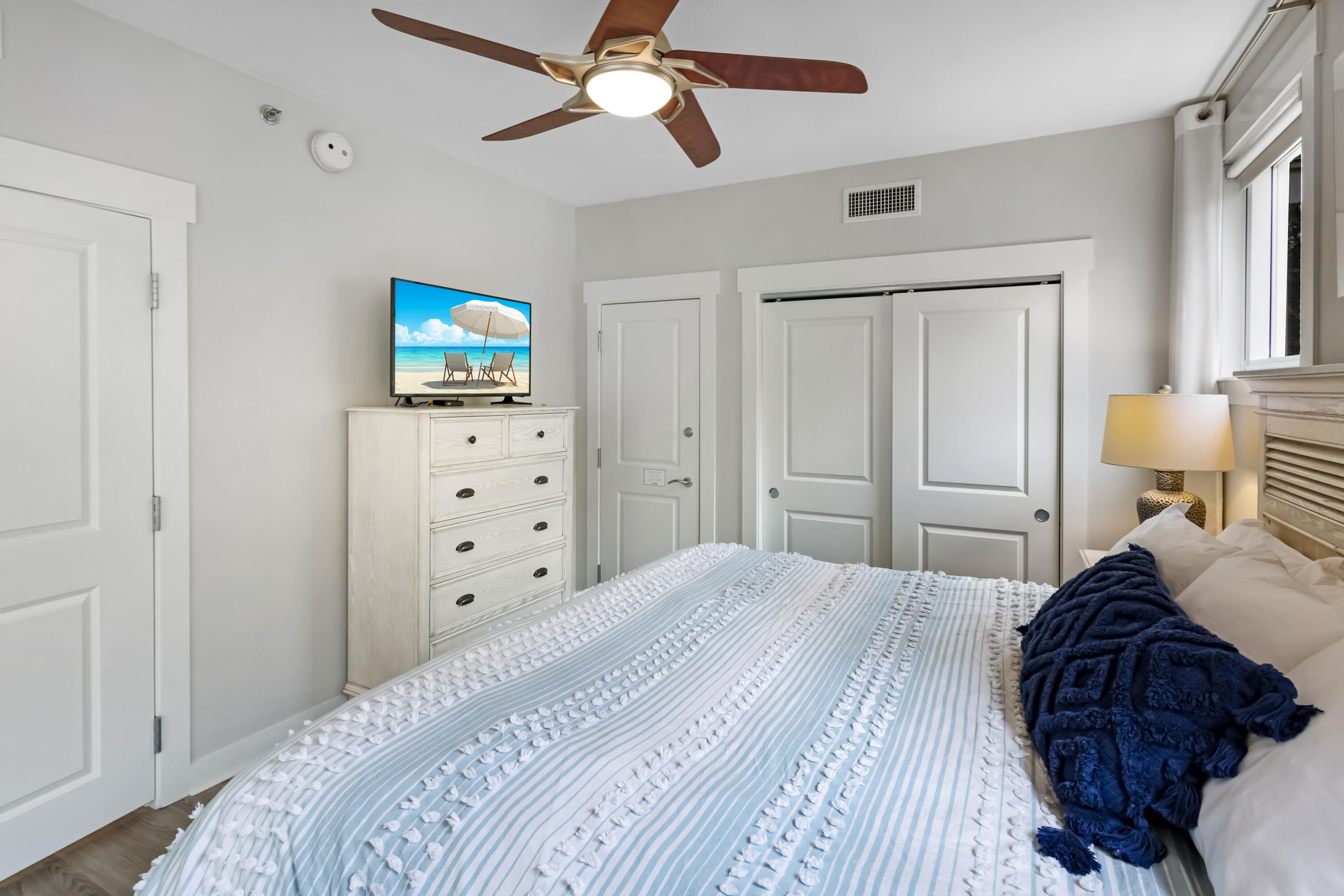BAHIA CONDO - Residential