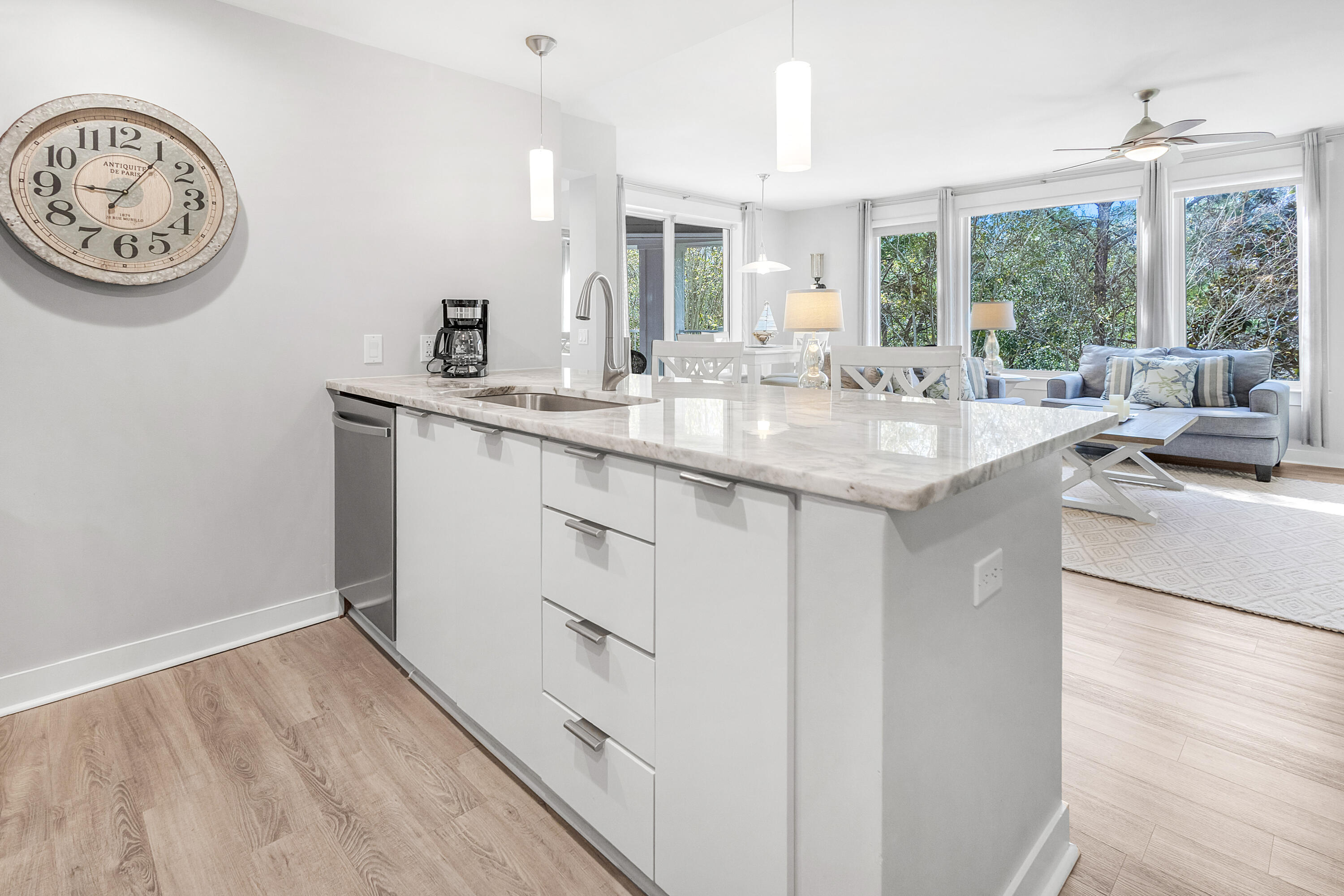 BAHIA CONDO - Residential