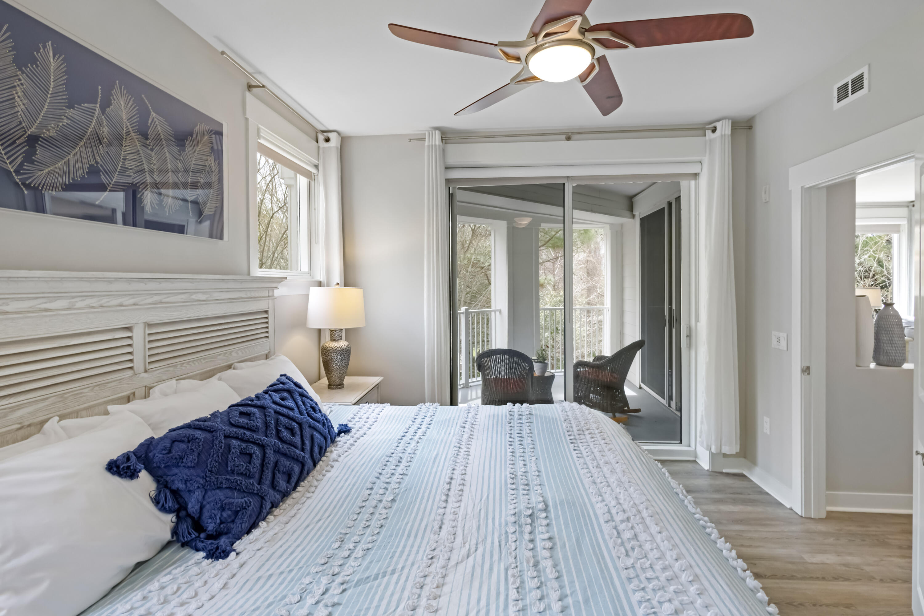 BAHIA CONDO - Residential