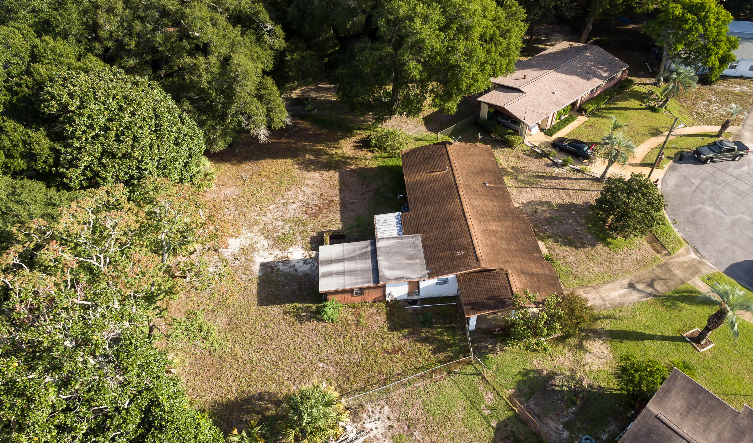 OAK TREE PARK - Residential