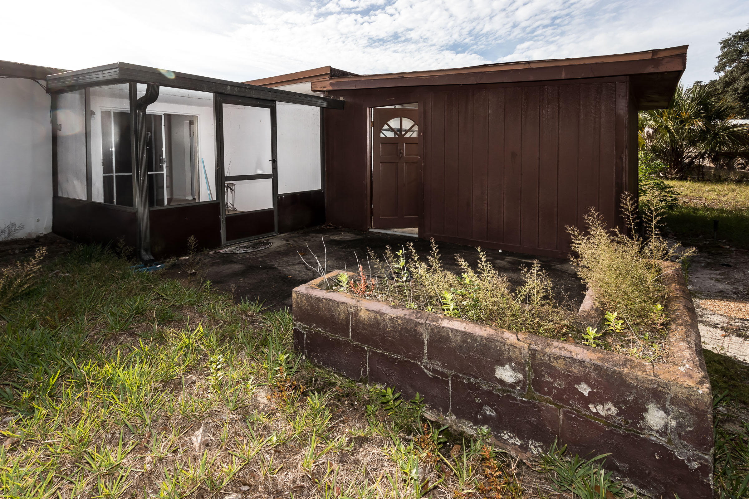 OAK TREE PARK - Residential