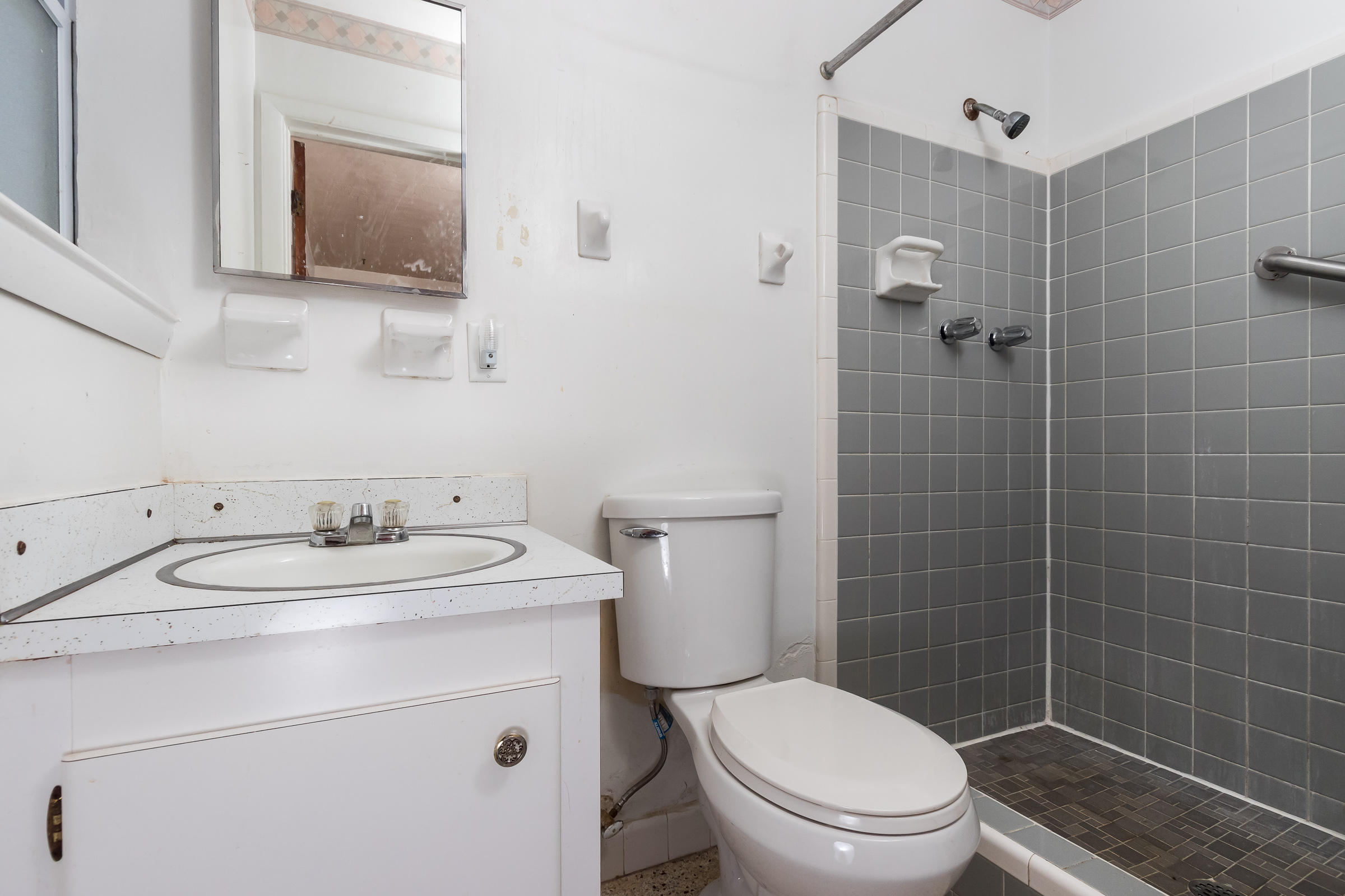 OAK TREE PARK - Residential