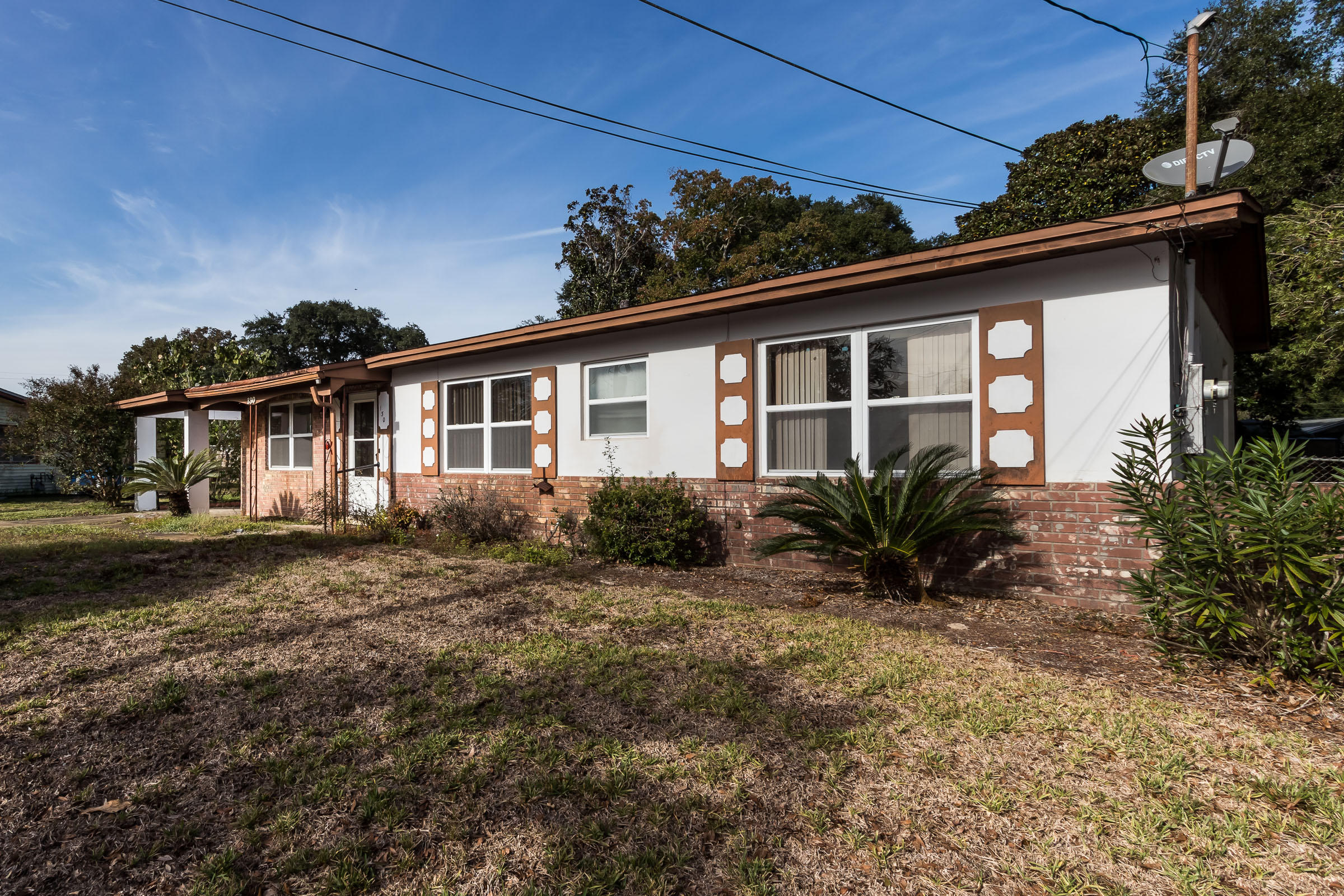 OAK TREE PARK - Residential