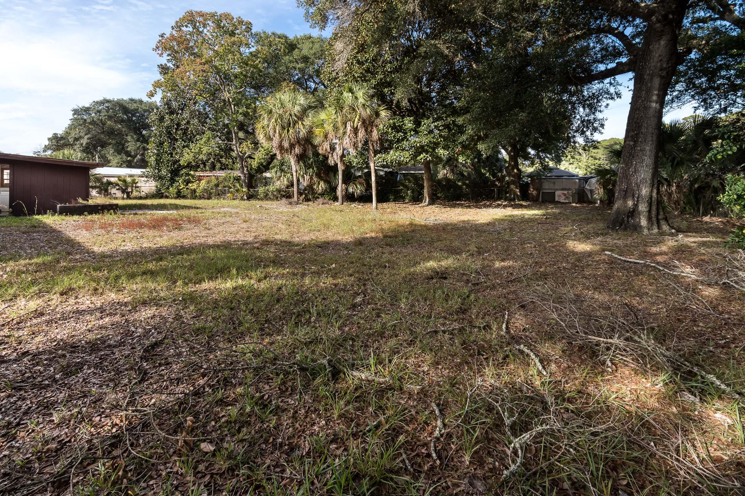 OAK TREE PARK - Residential