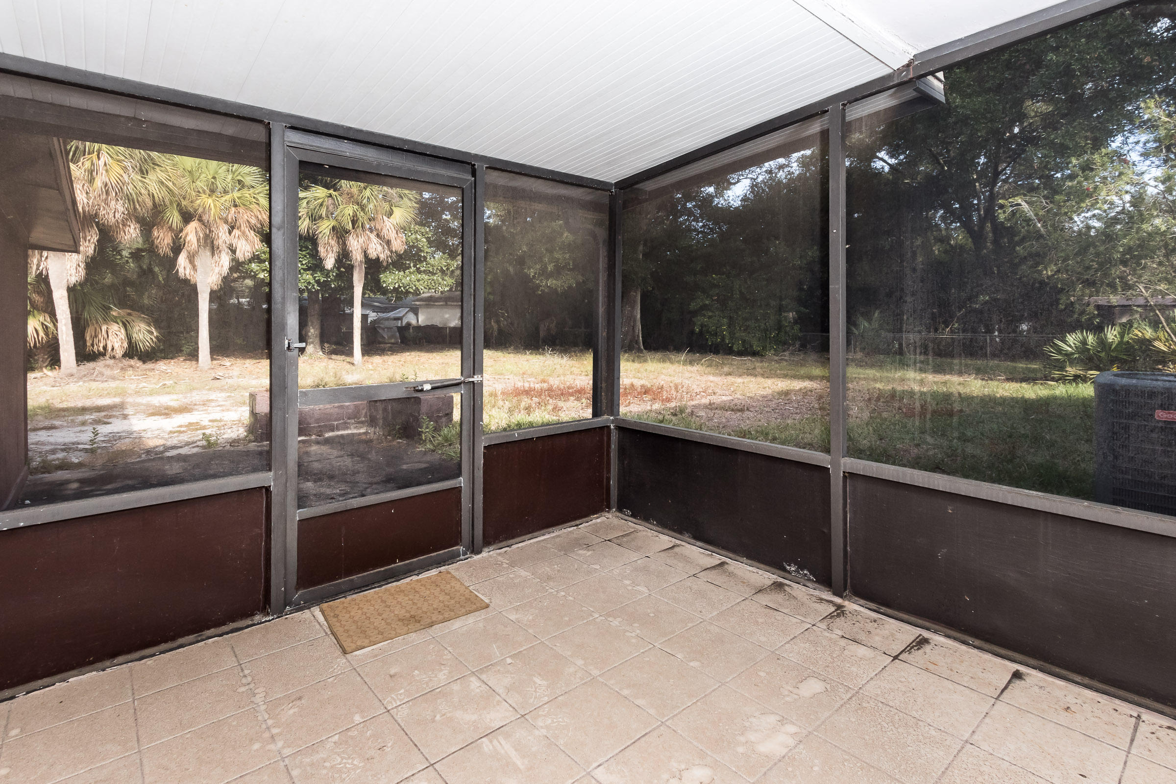 OAK TREE PARK - Residential