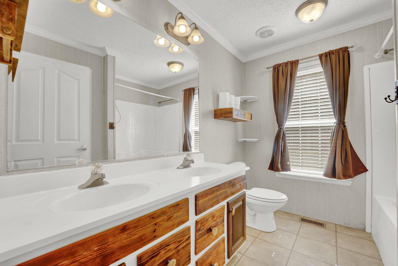 W C Graves Estate - Residential