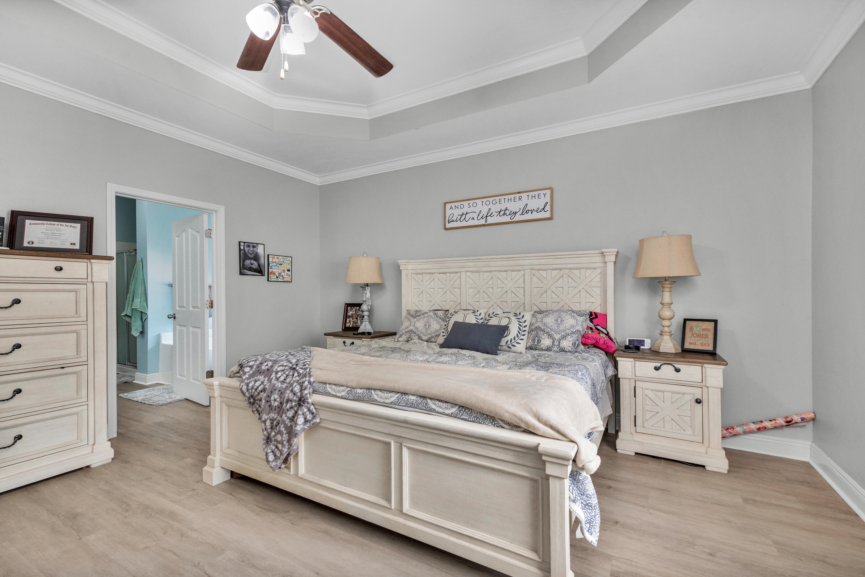 ROLLING RIDGE - Residential