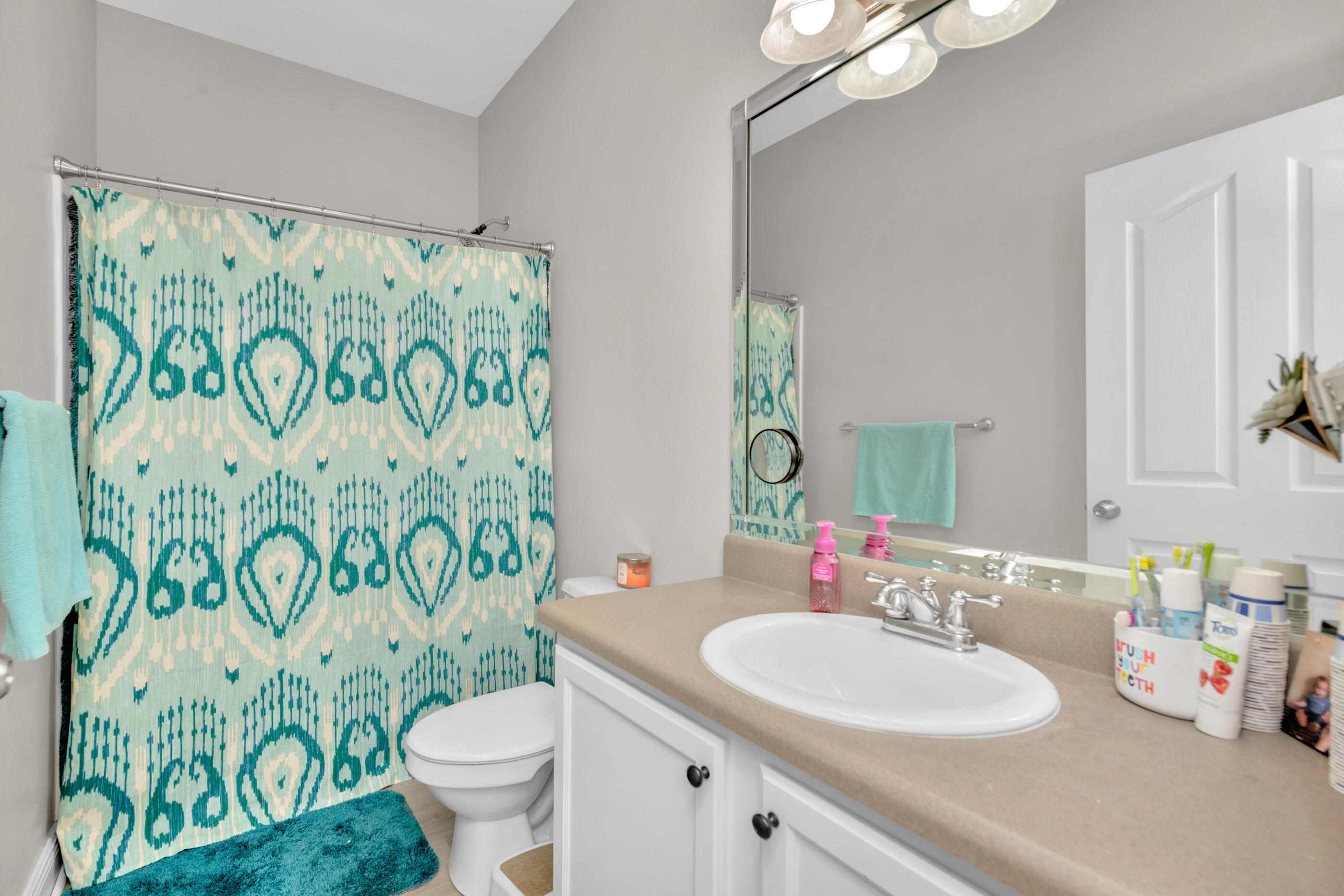 ROLLING RIDGE - Residential