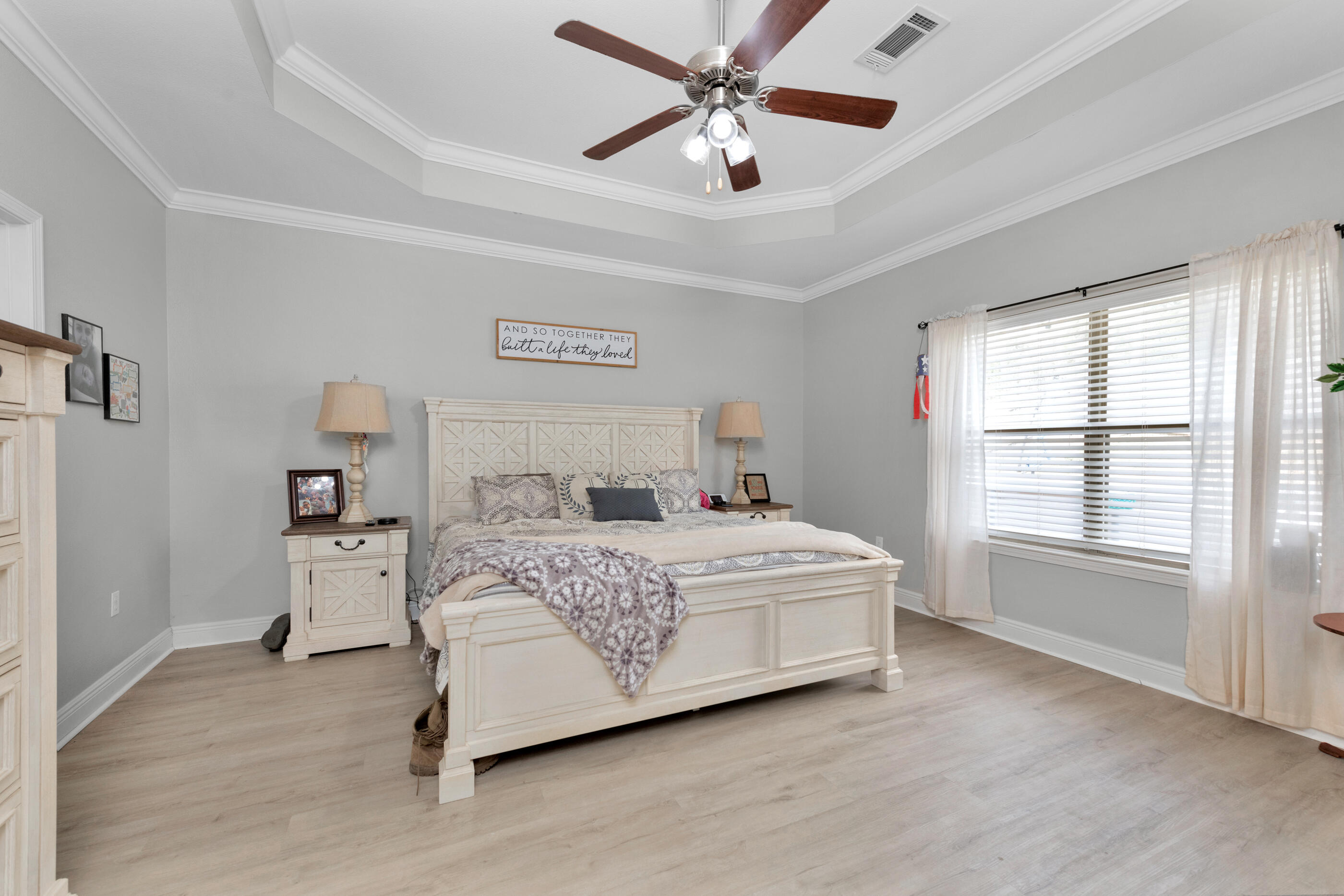 ROLLING RIDGE - Residential