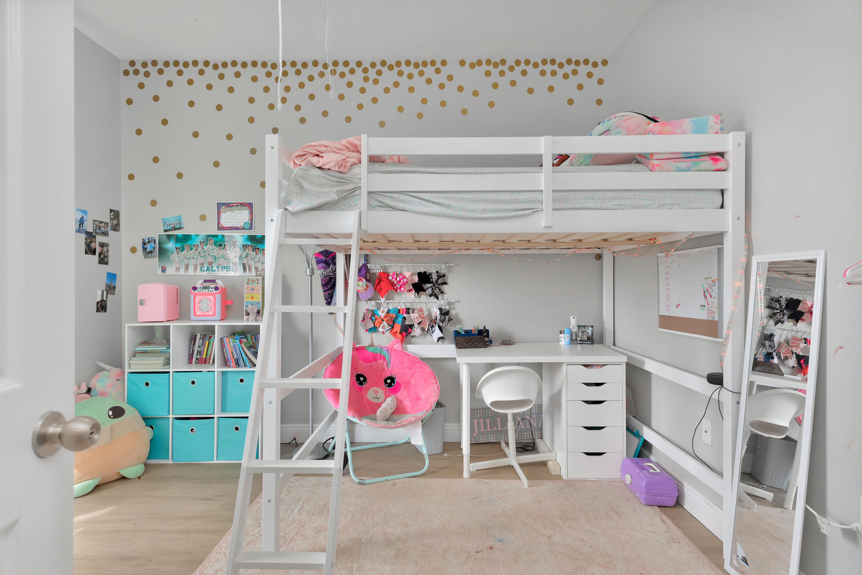 ROLLING RIDGE - Residential