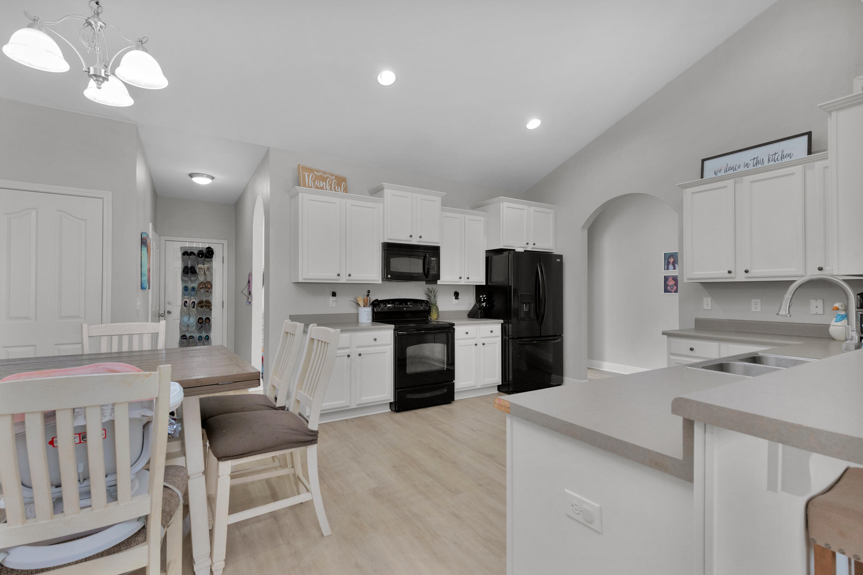 ROLLING RIDGE - Residential