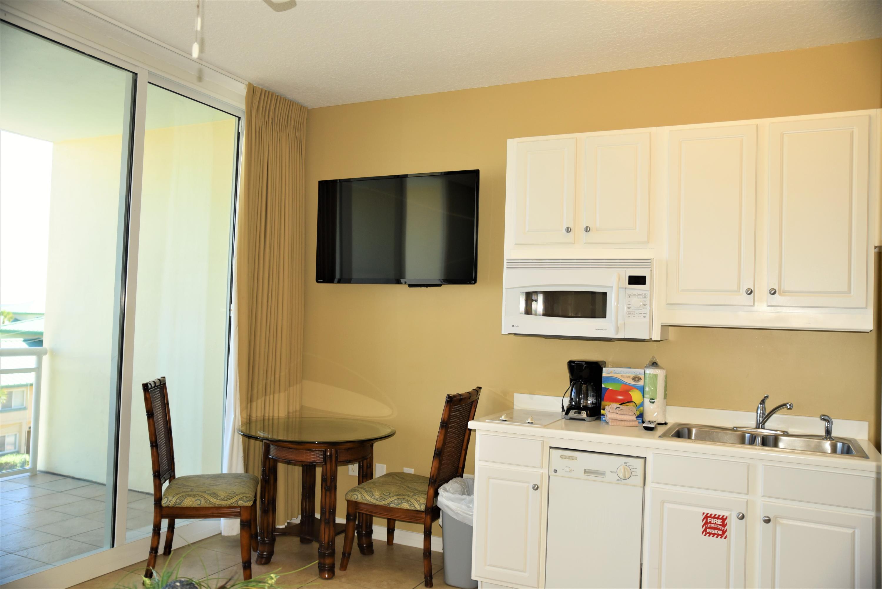 DESTIN WEST GULFSIDE VILLAS - Residential