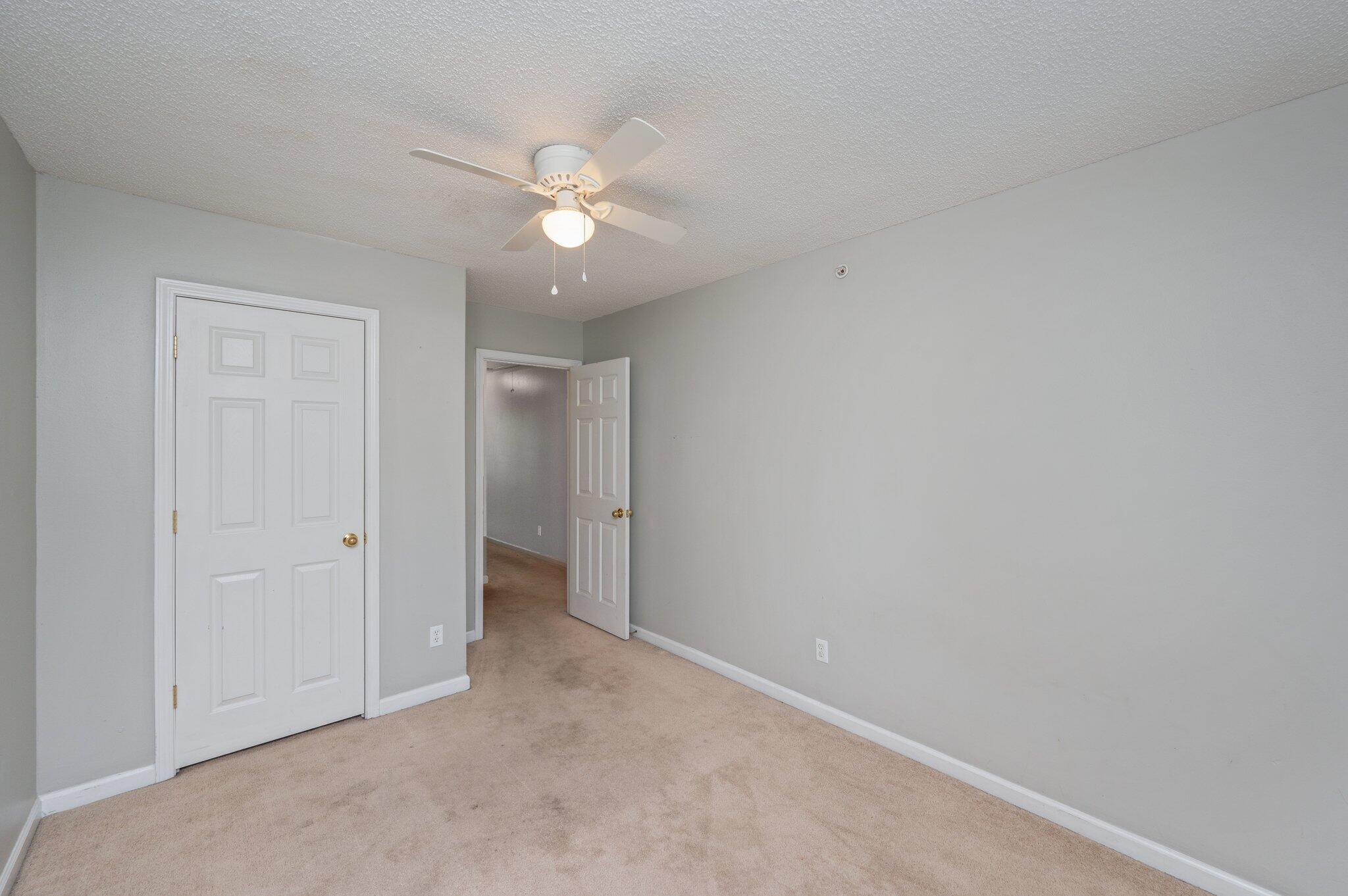 ROLLING PINES - Residential Lease