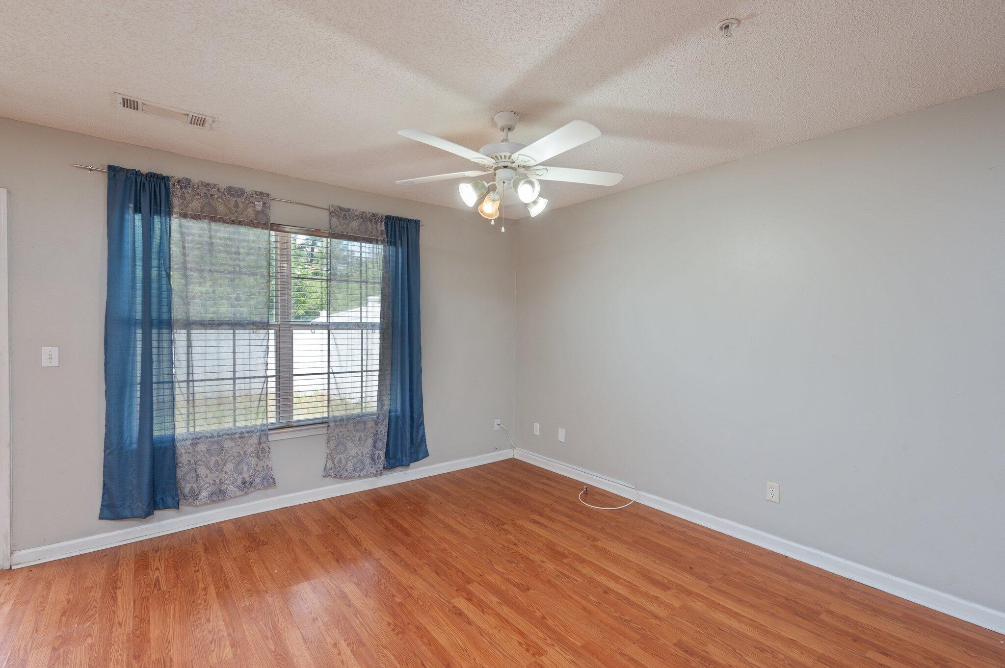 ROLLING PINES - Residential Lease