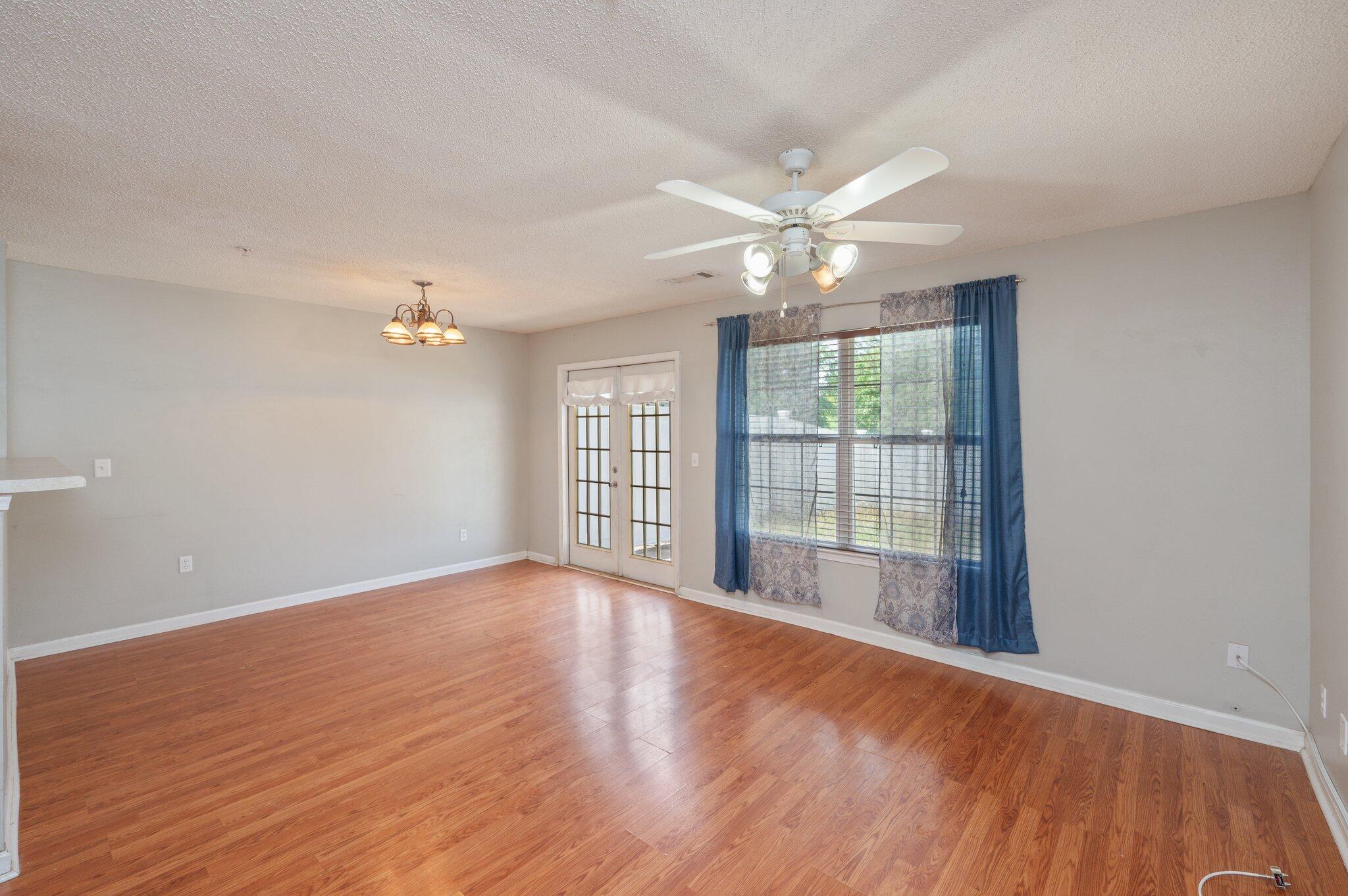 ROLLING PINES - Residential Lease