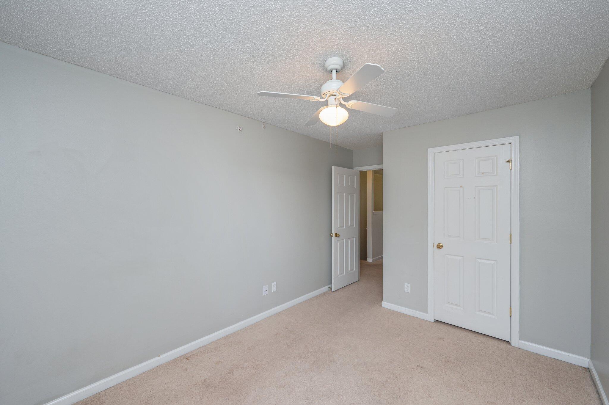 ROLLING PINES - Residential Lease