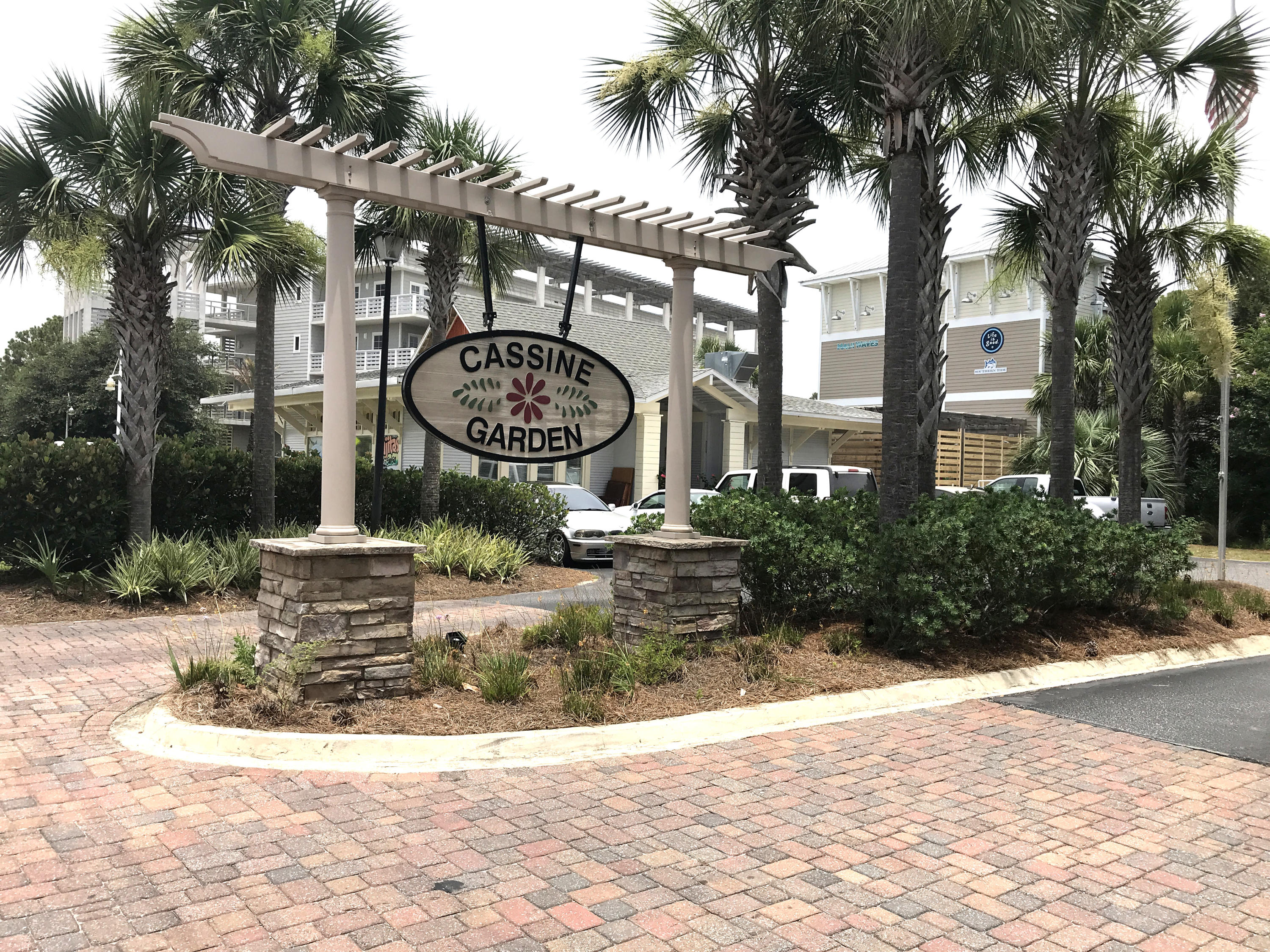 CASSINE GARDENS T/H PH 1 - Residential