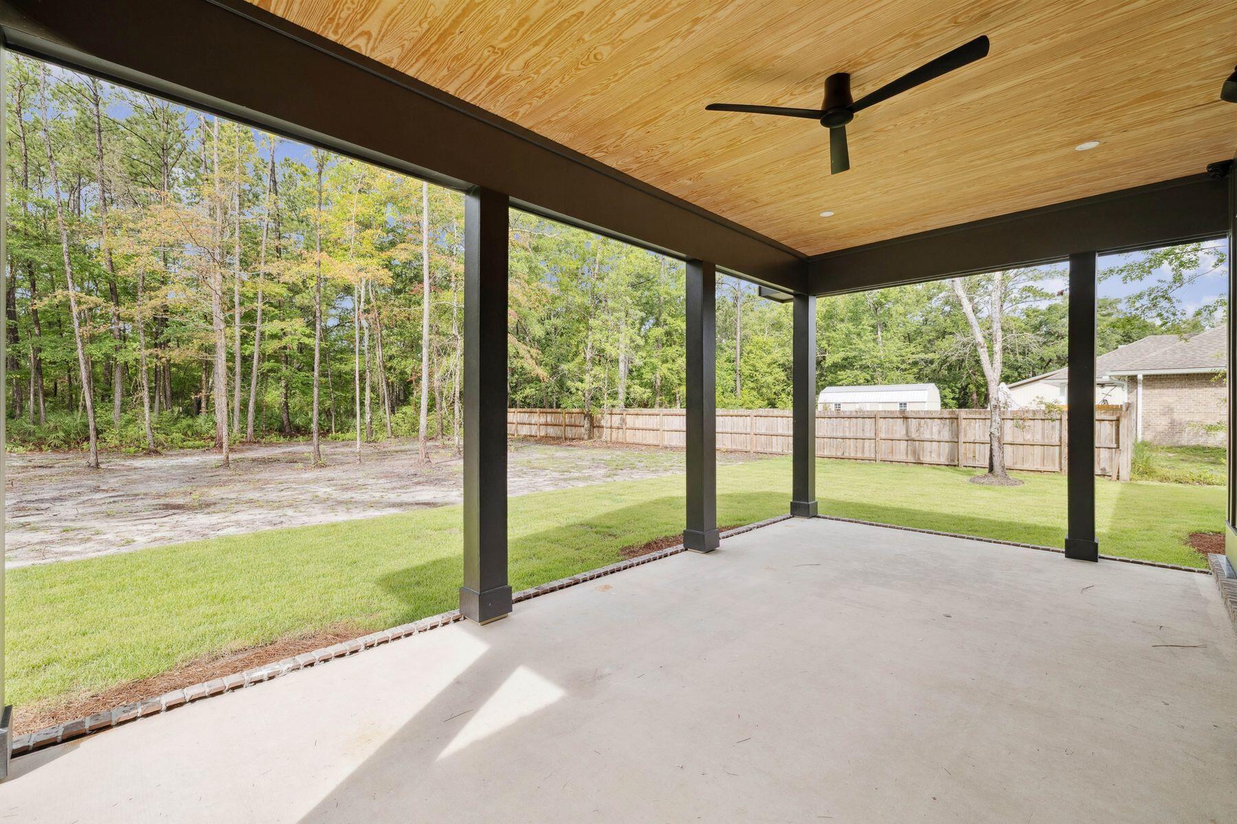BAY GROVE - Residential