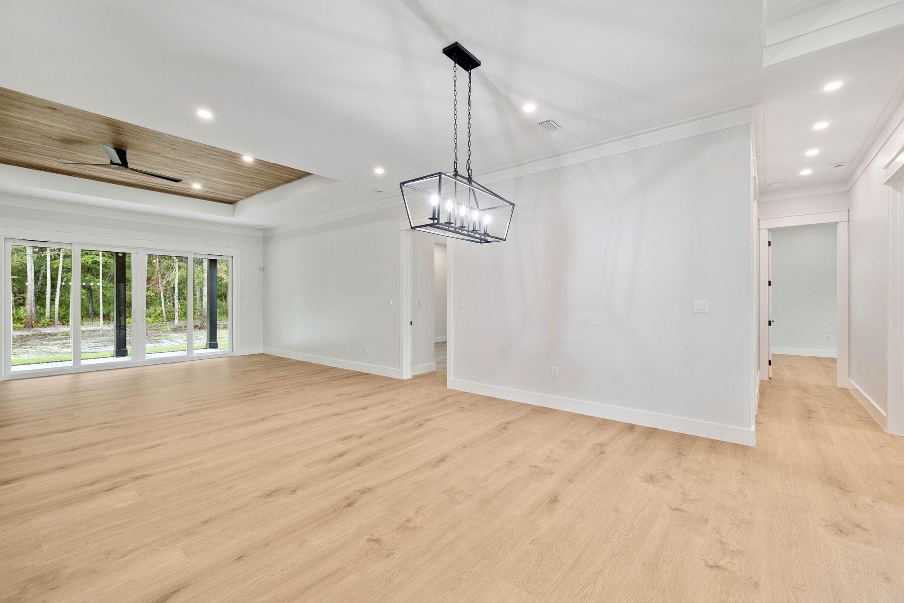BAY GROVE - Residential
