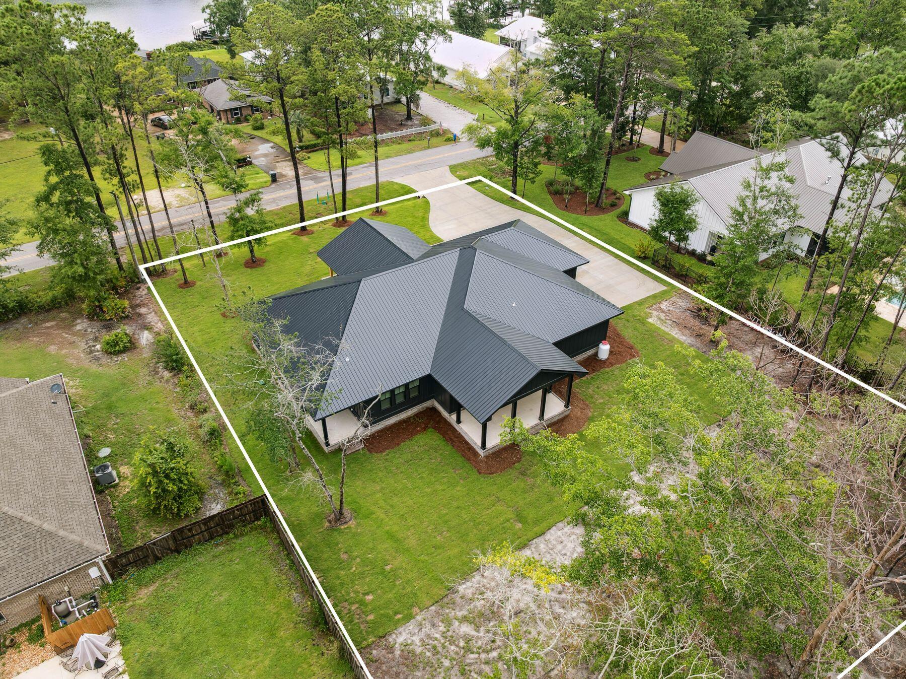 BAY GROVE - Residential