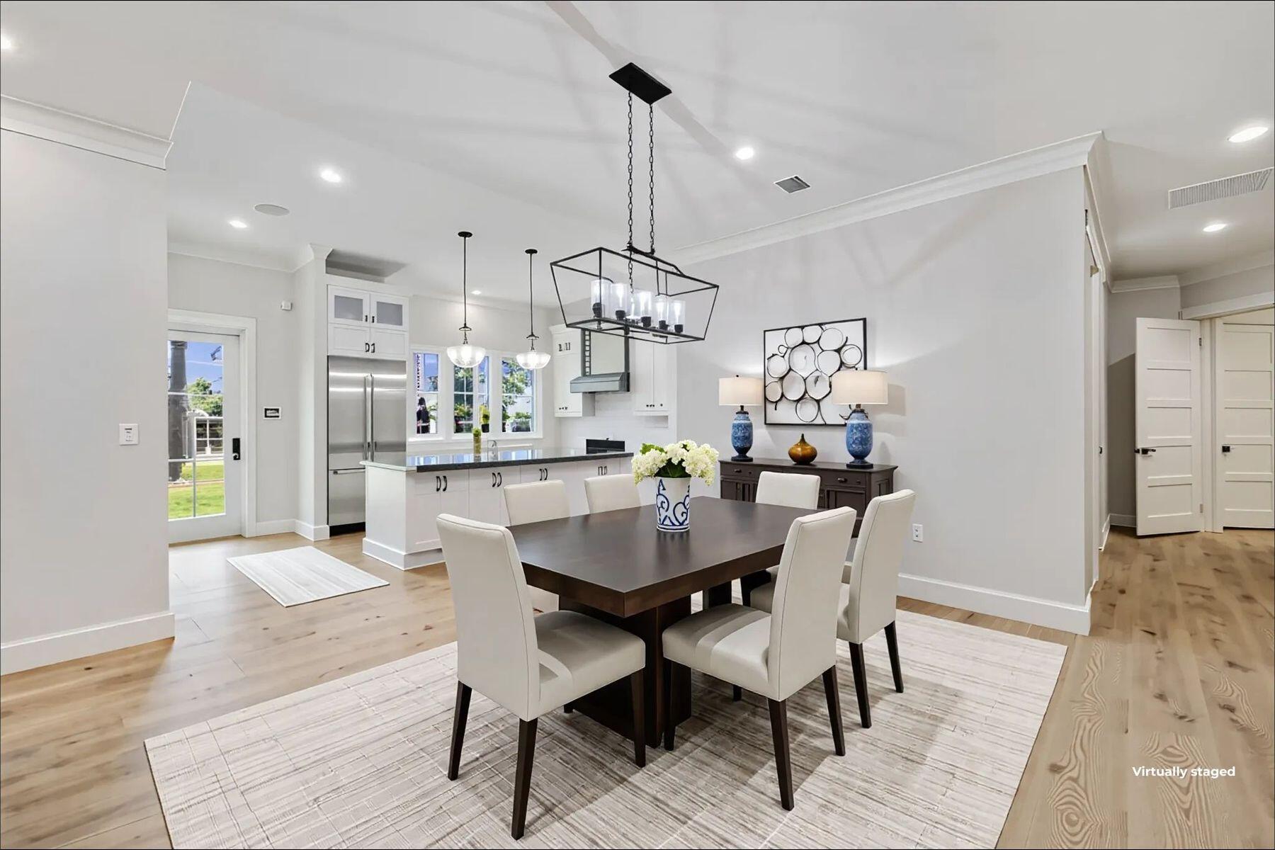 BAY GROVE - Residential