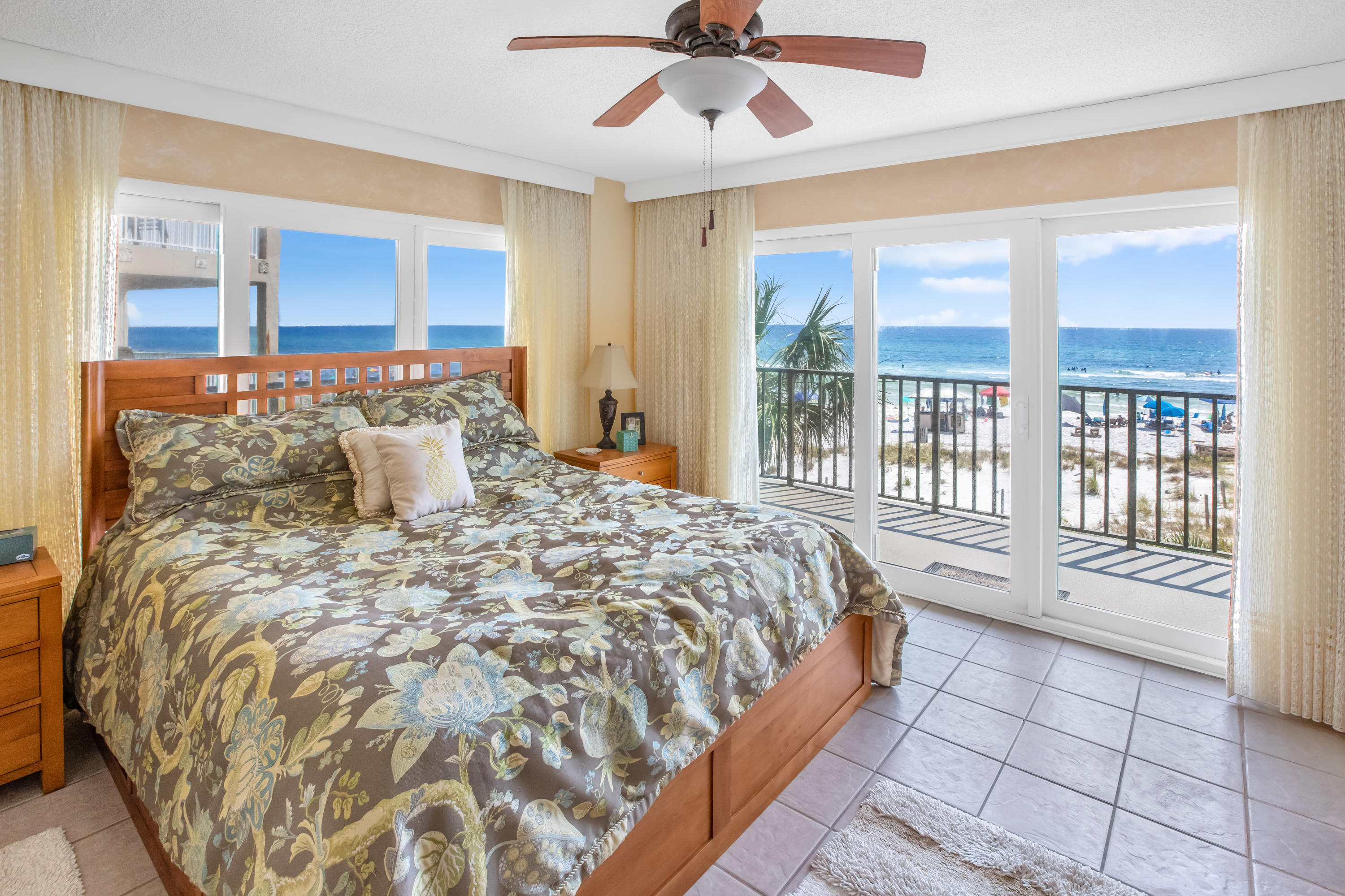 The Commodore - Residential