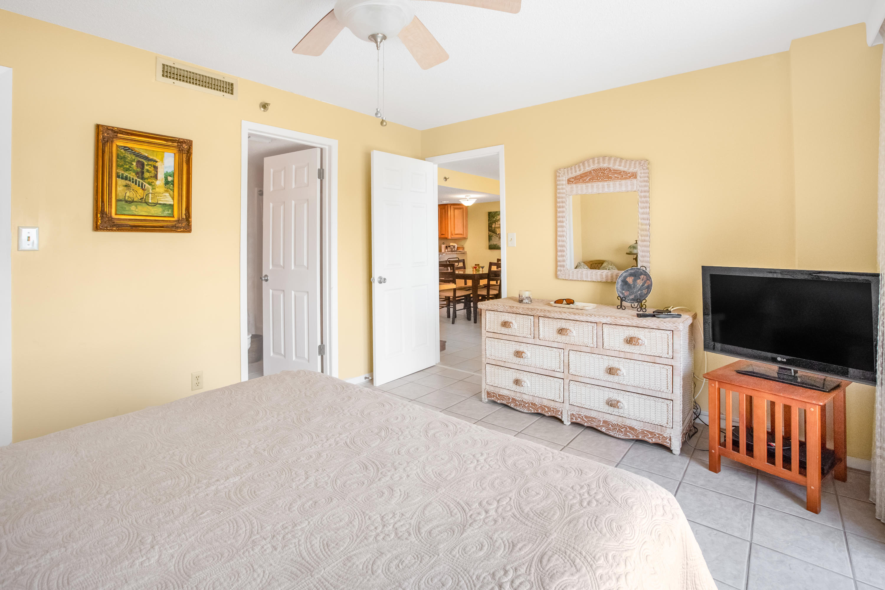 The Commodore - Residential