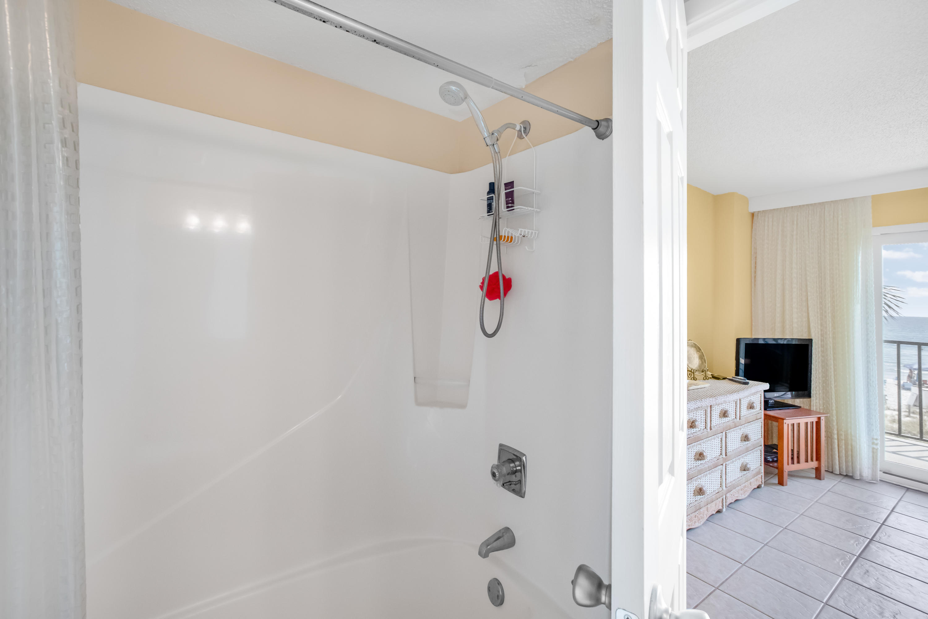 The Commodore - Residential