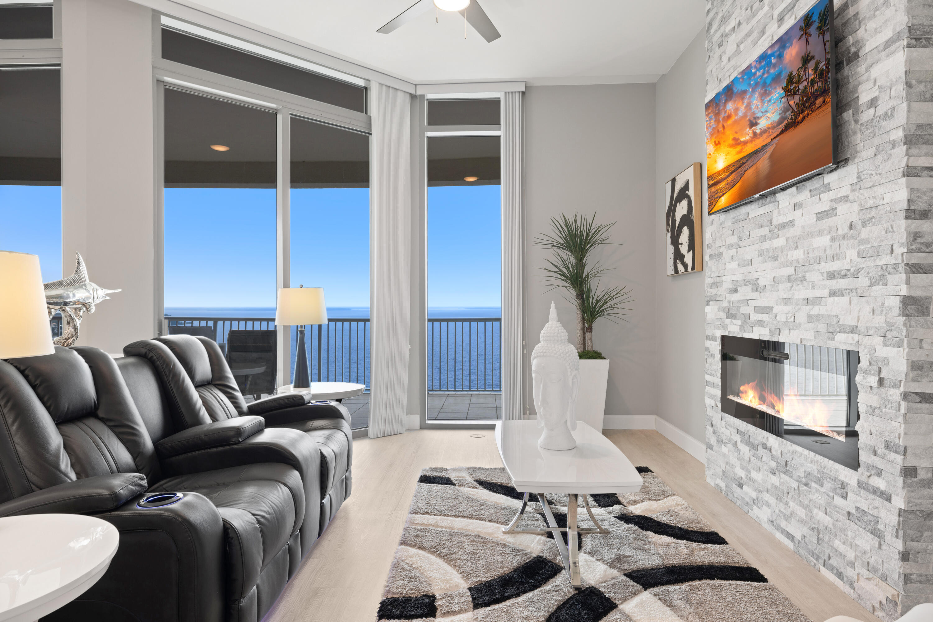 MARINA LANDING - Residential