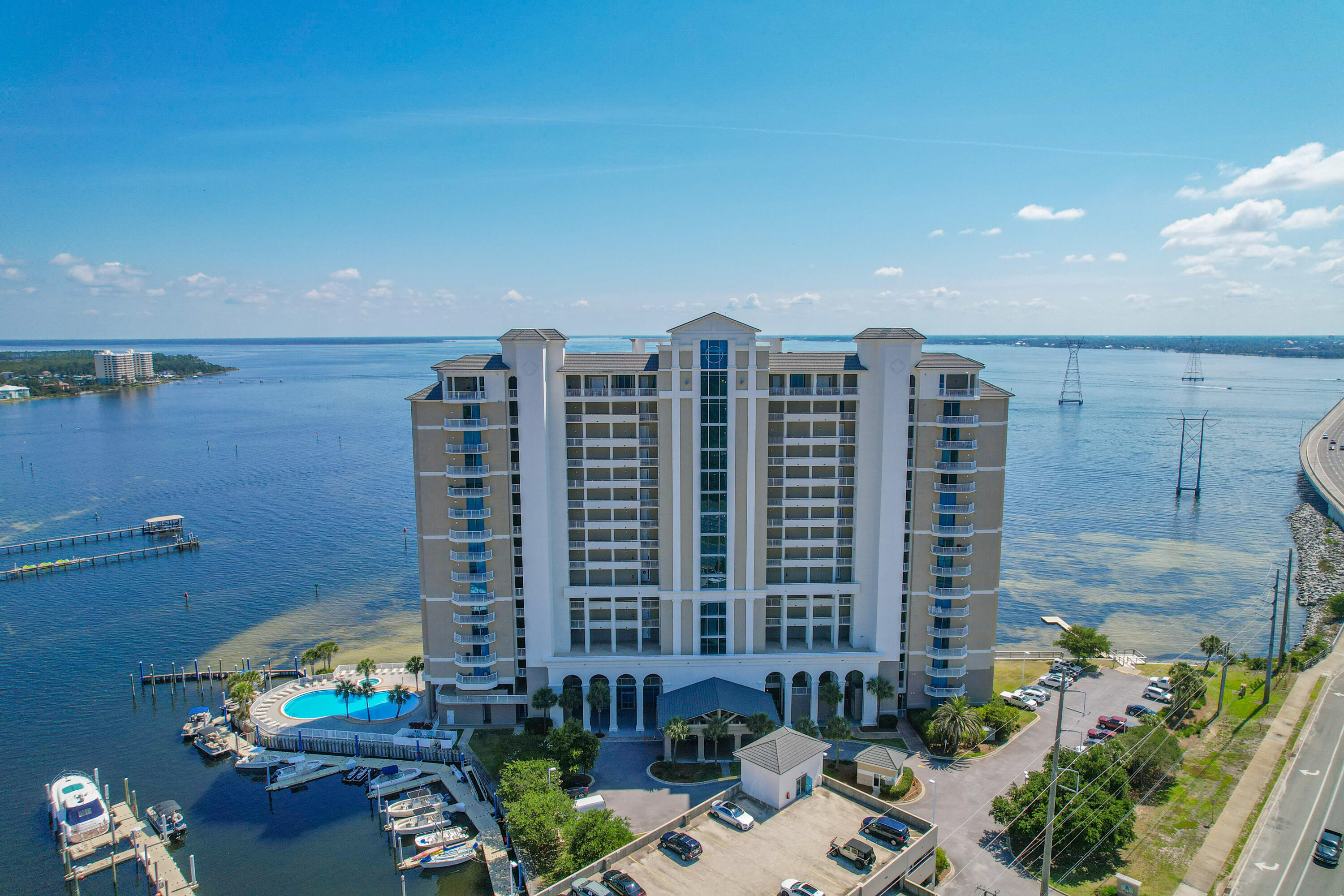 MARINA LANDING - Residential