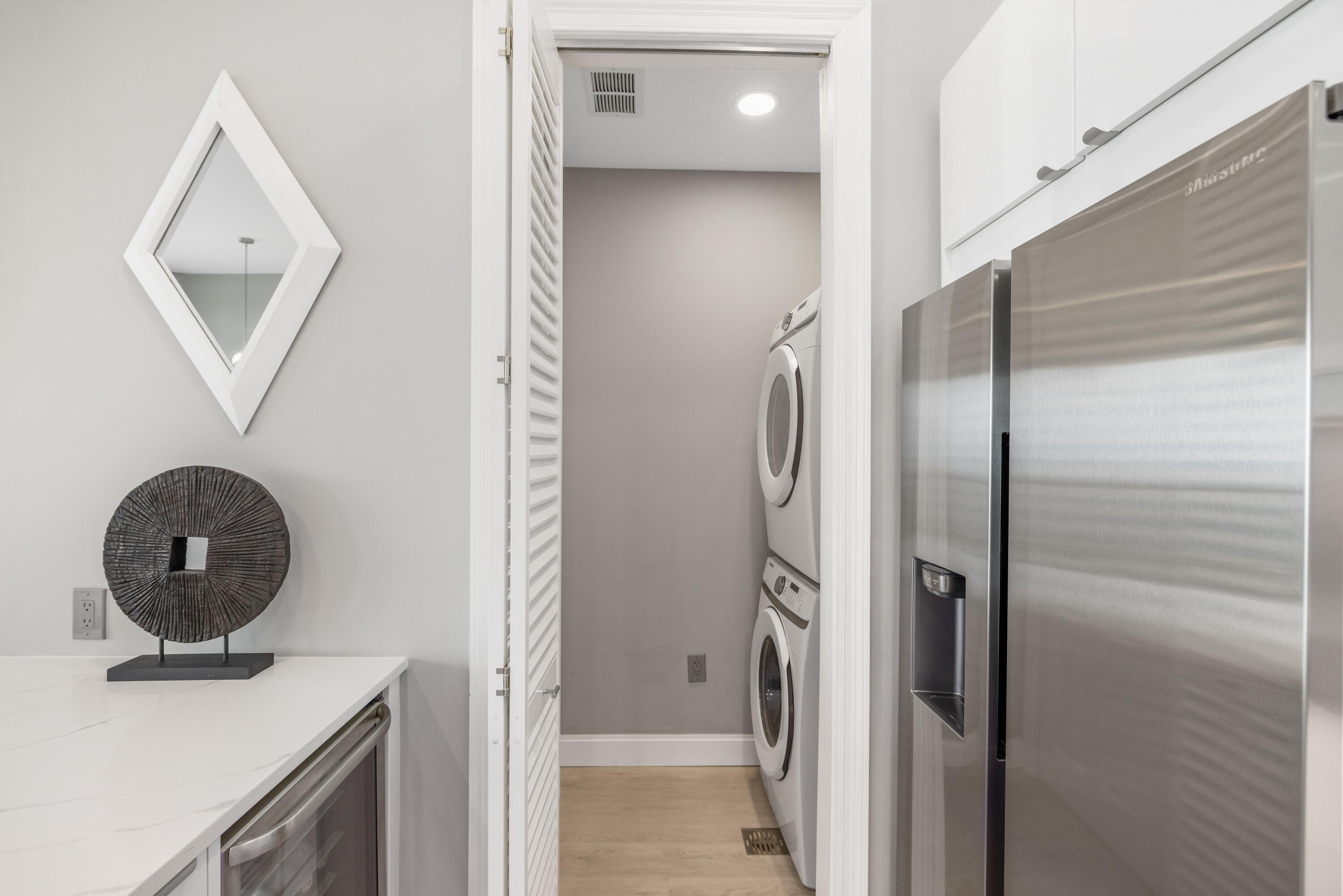 MARINA LANDING - Residential