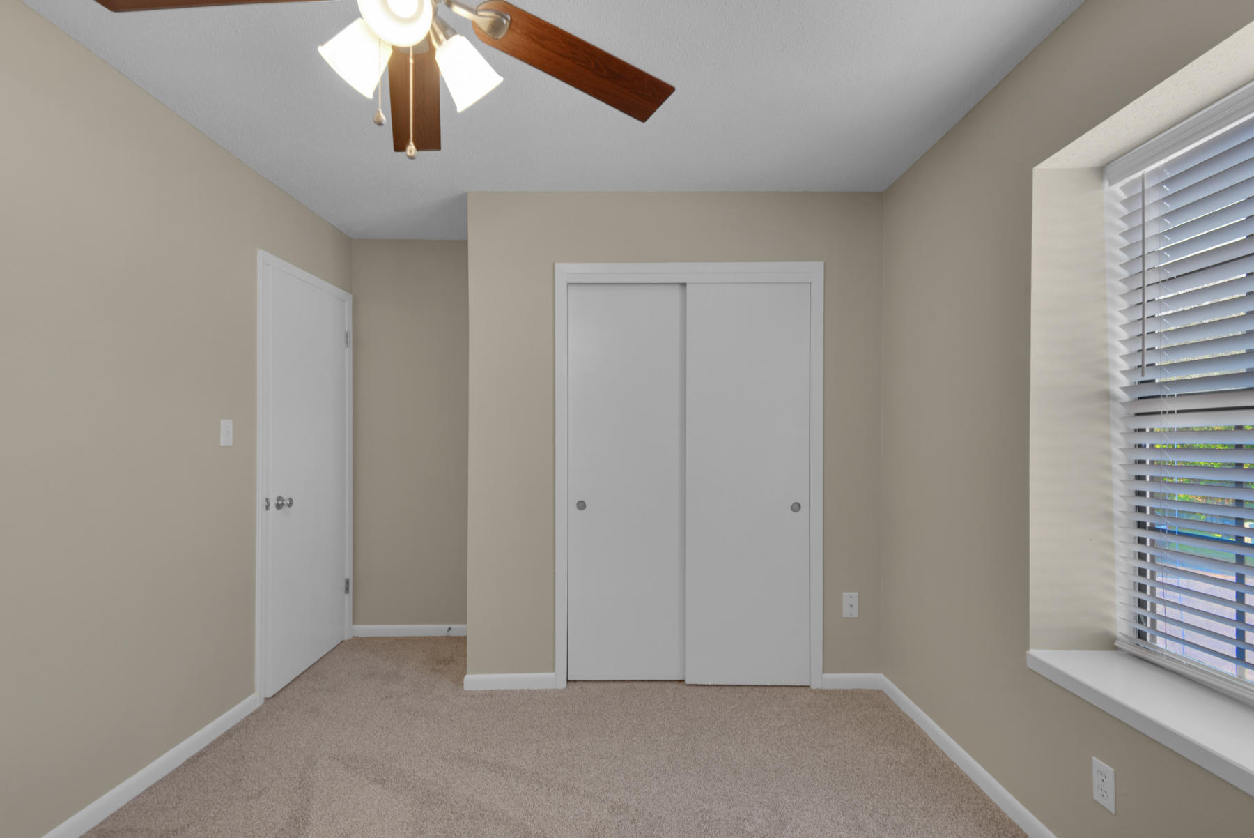 VIKING MANOR PH 1 - Residential