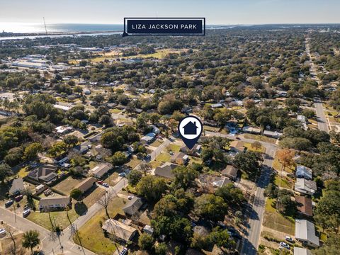 A home in Fort Walton Beach