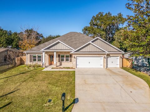 A home in Fort Walton Beach