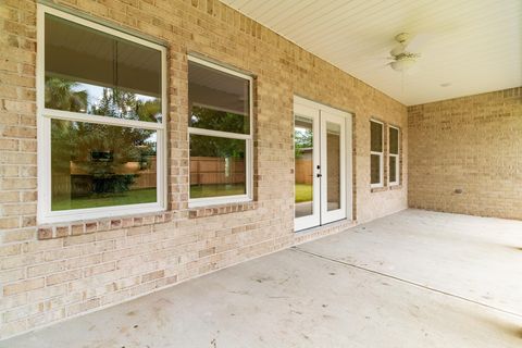 A home in Fort Walton Beach