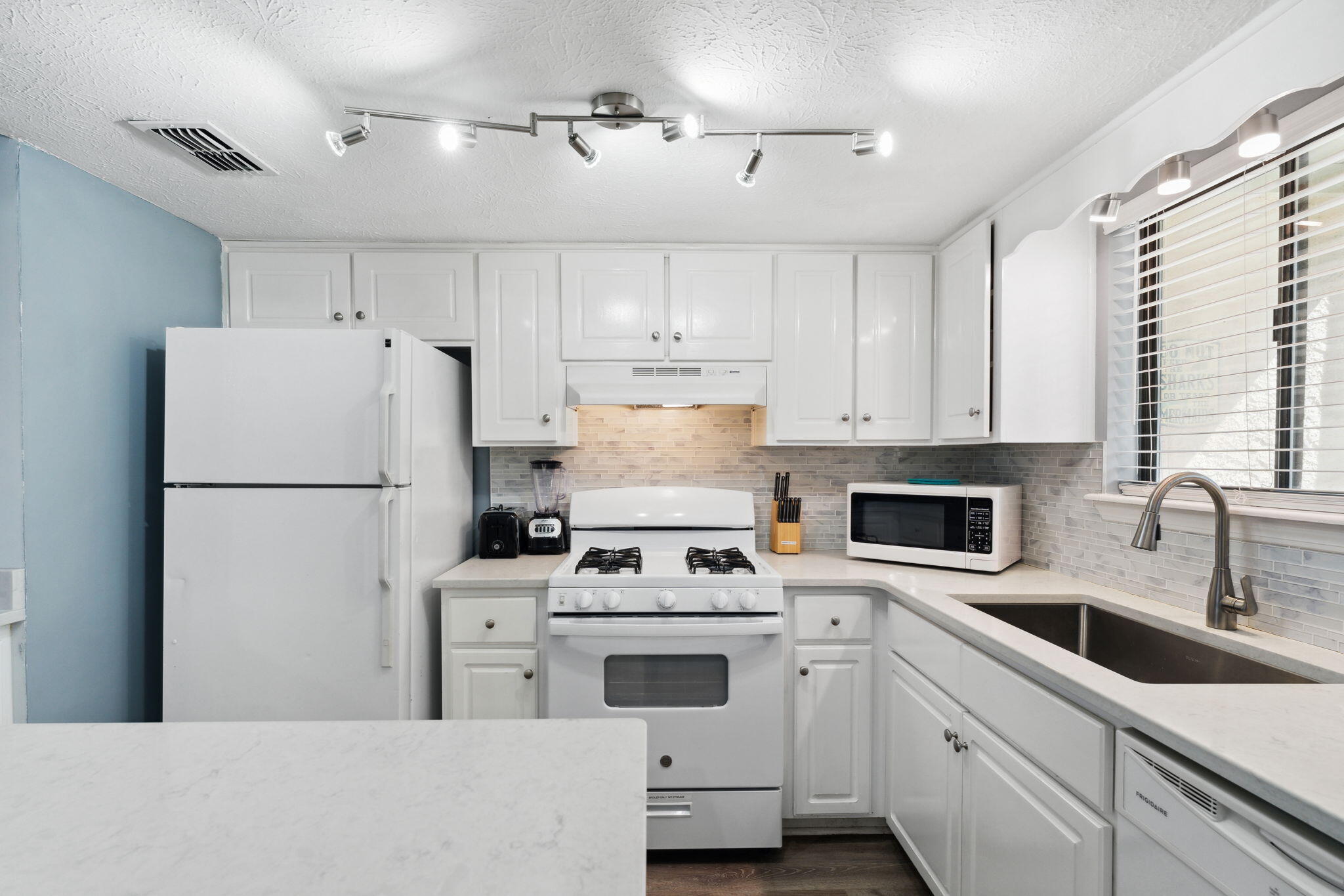 GULF HIGHLANDS BEACH RESORT - Residential