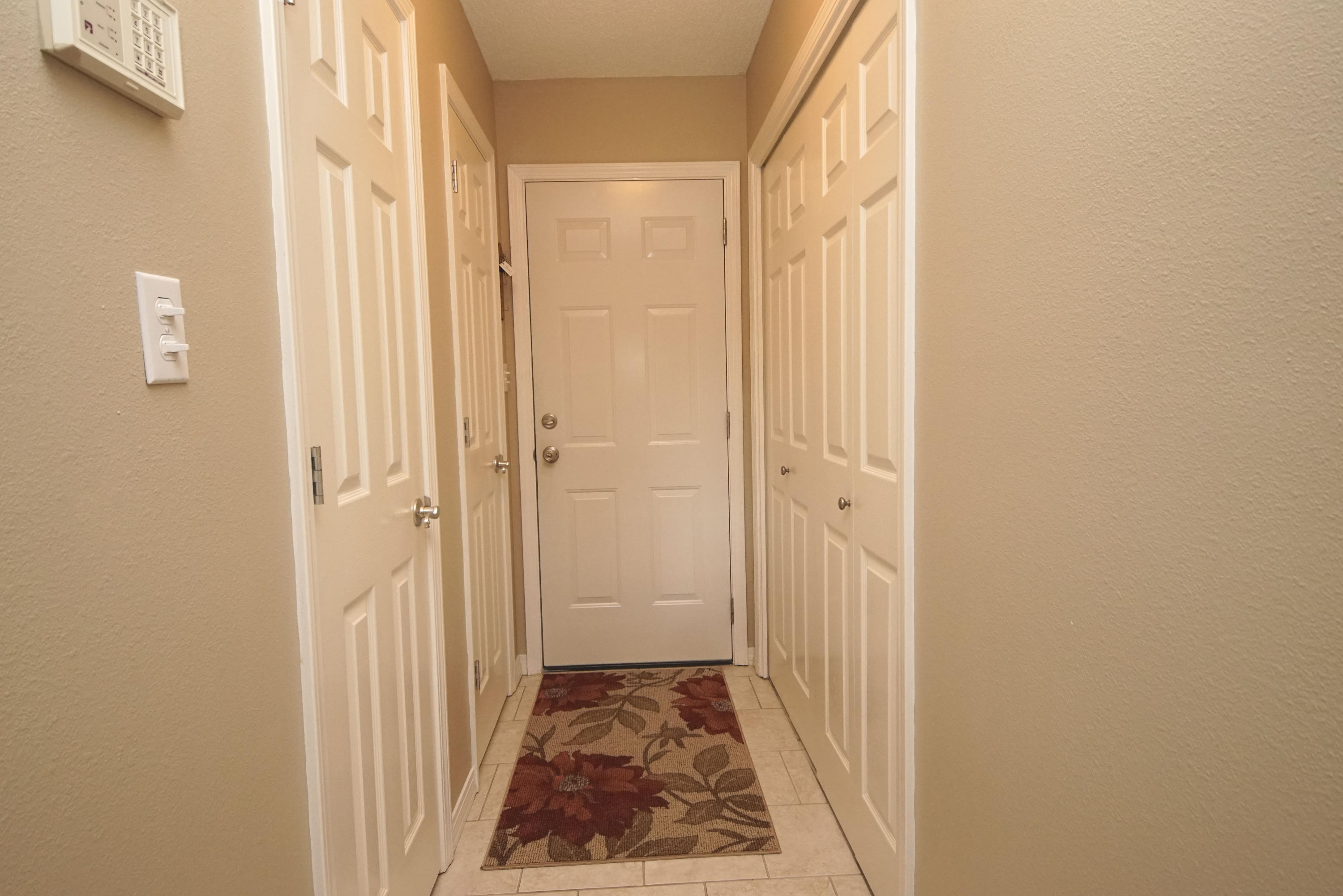 BAREFOOT CREEK - Residential