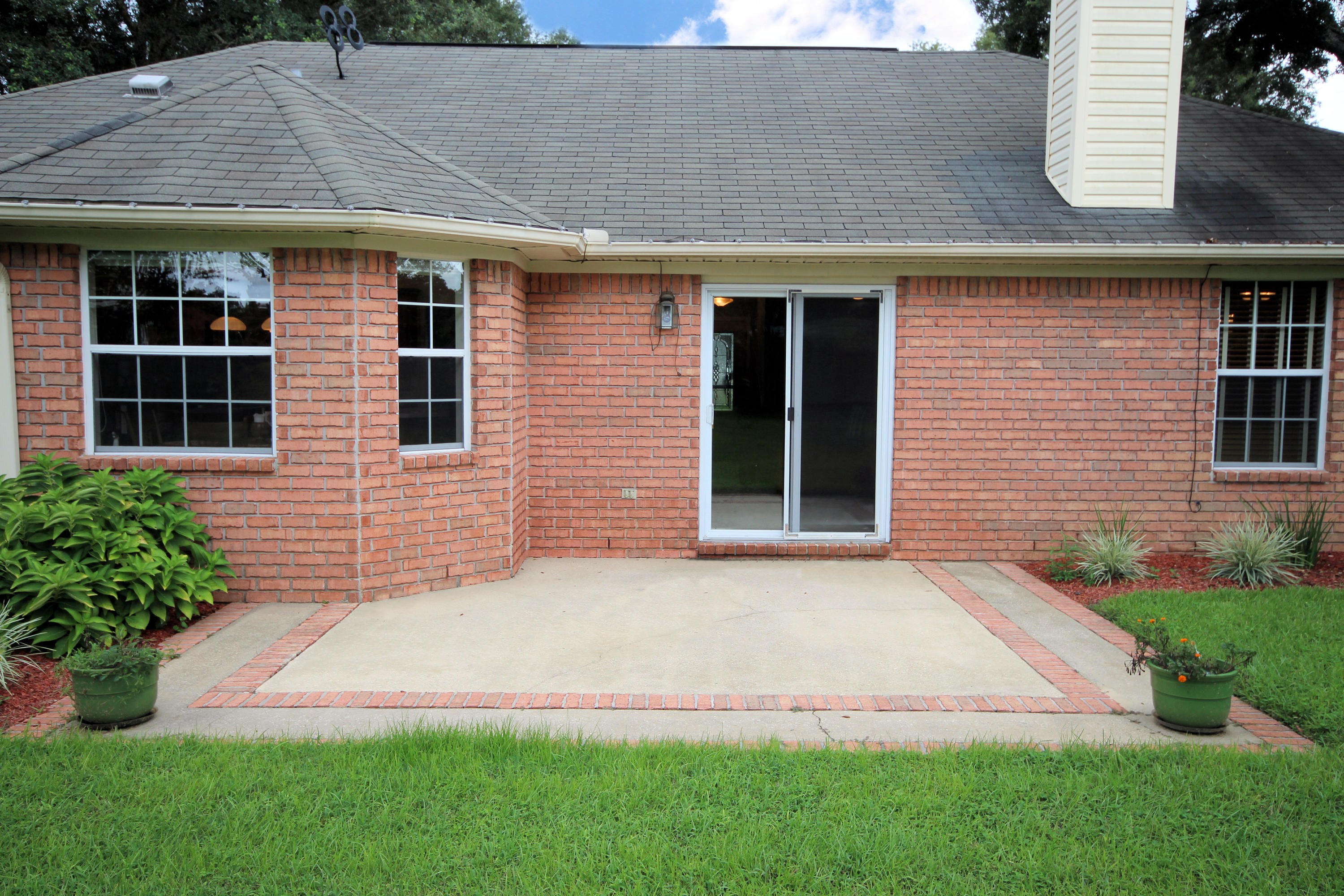 BAREFOOT CREEK - Residential