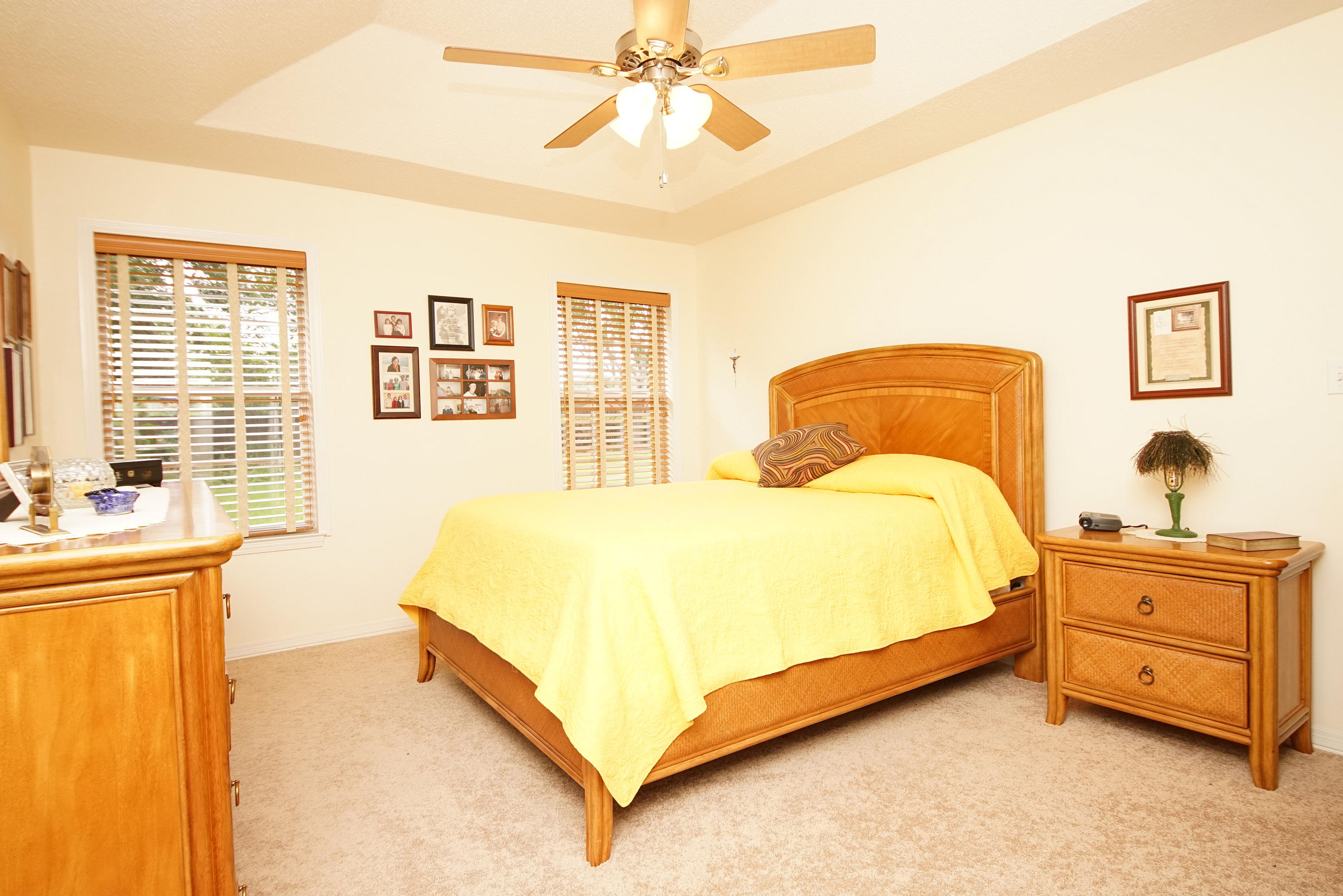 BAREFOOT CREEK - Residential