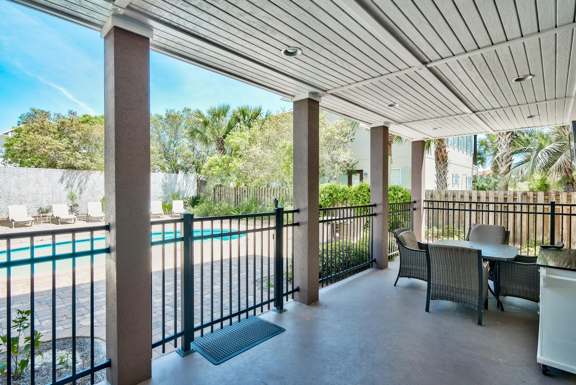 GULF SHORE MANOR - Residential