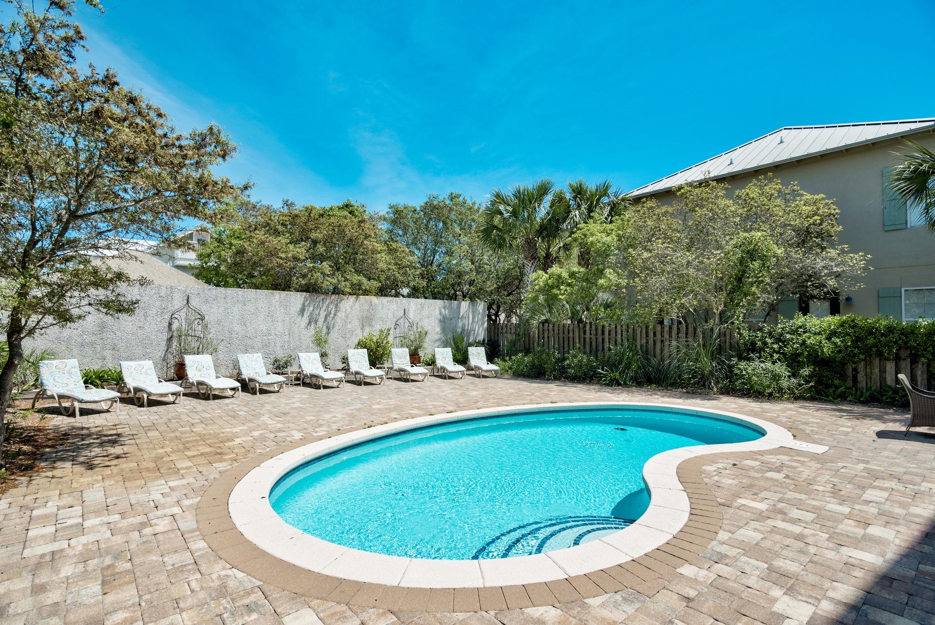 GULF SHORE MANOR - Residential