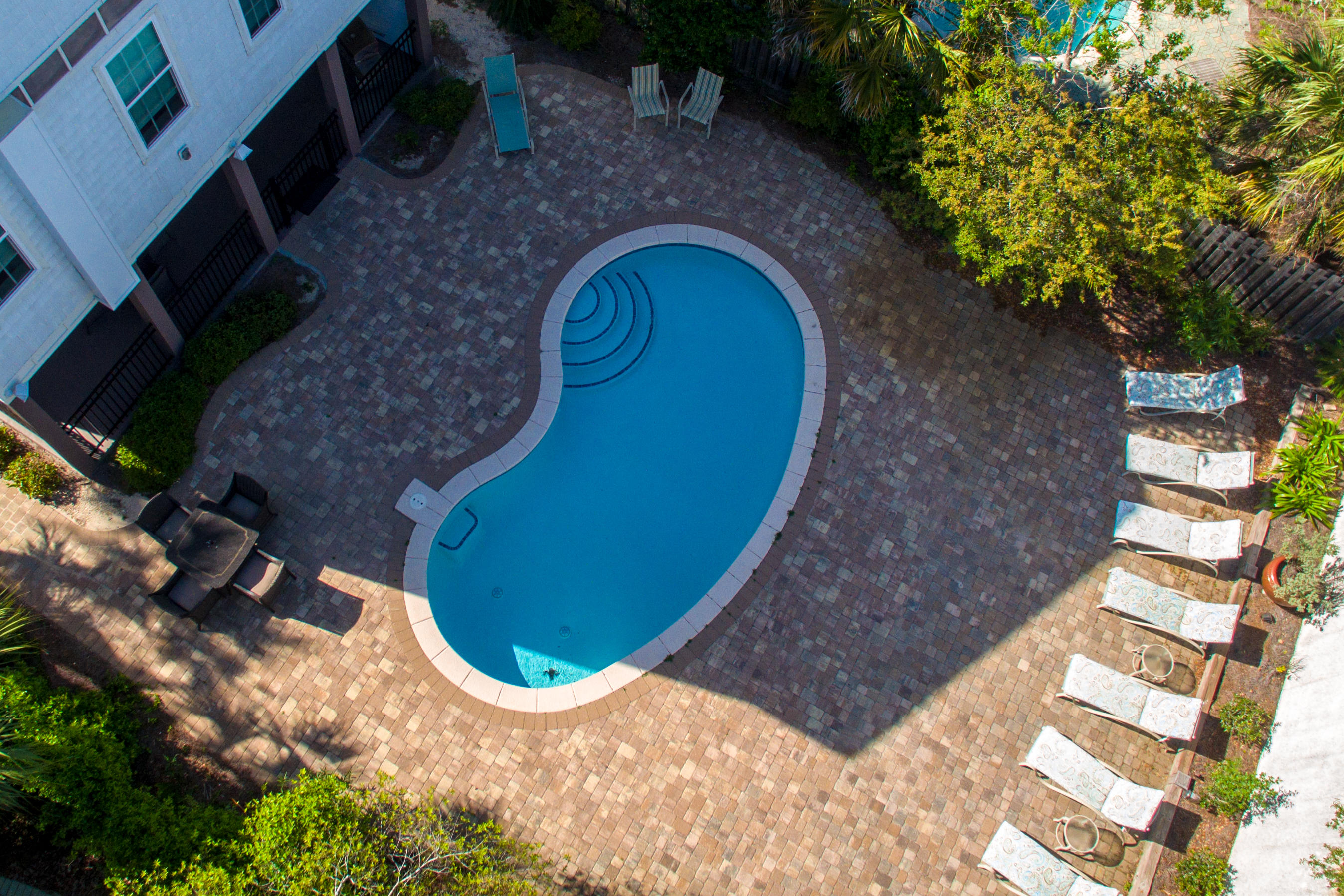 GULF SHORE MANOR - Residential