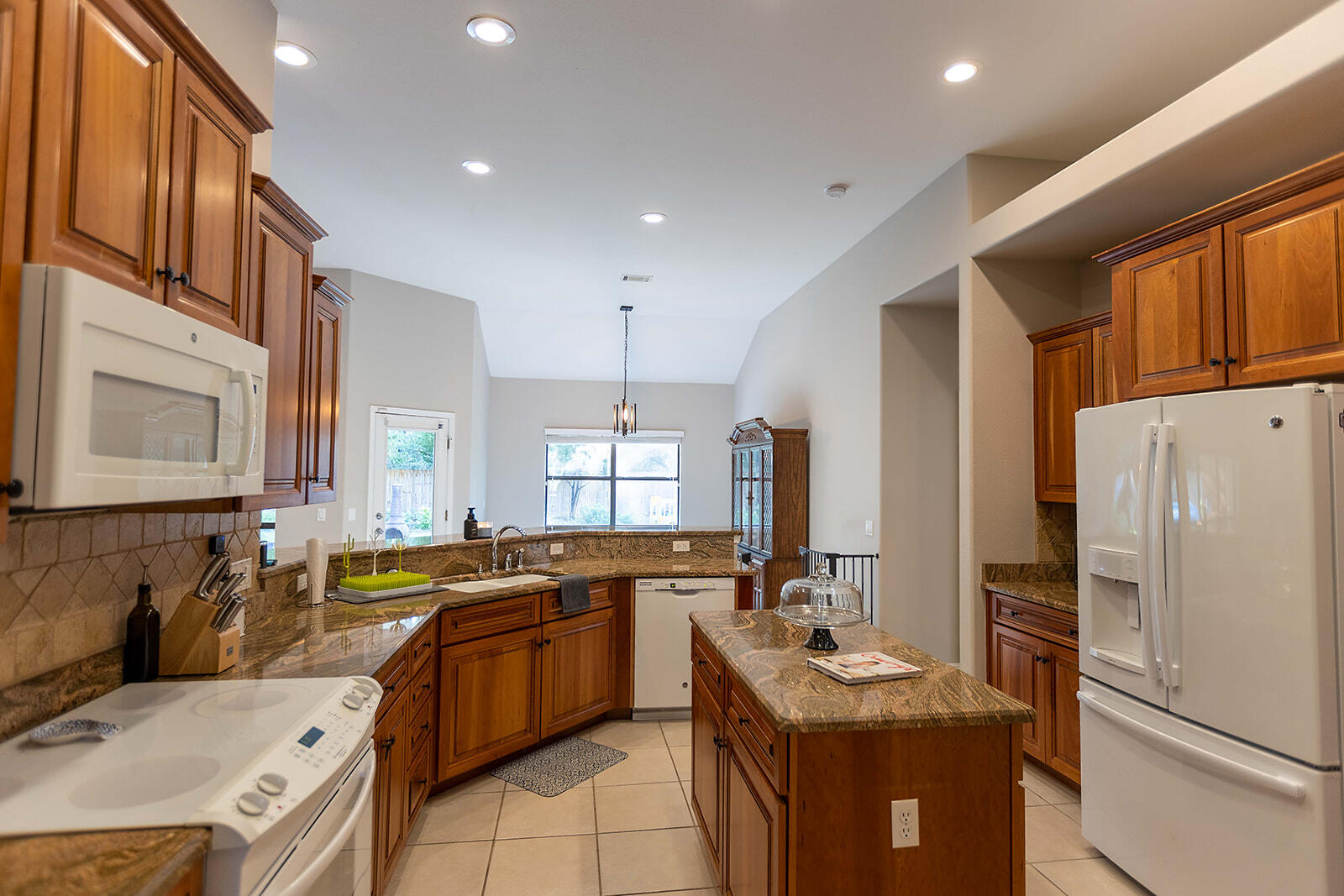 GRAND BAY ESTATES - Residential
