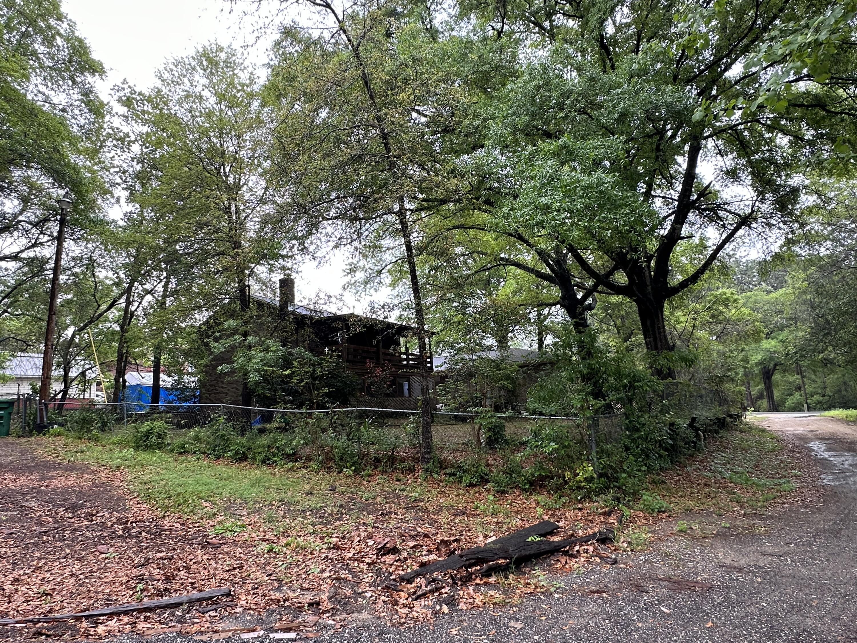 NO RECORDED SUBDIVISION - Residential