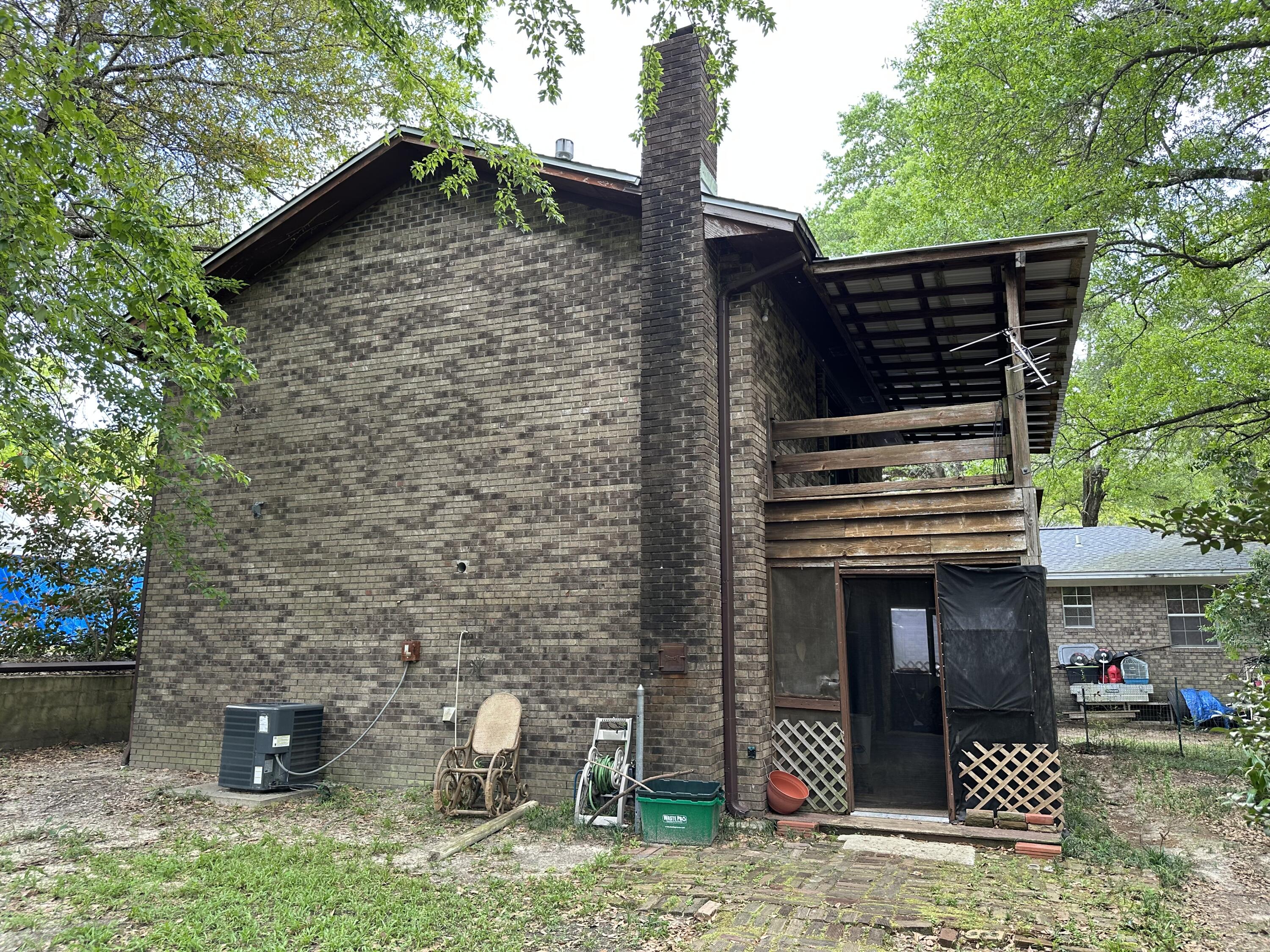 NO RECORDED SUBDIVISION - Residential