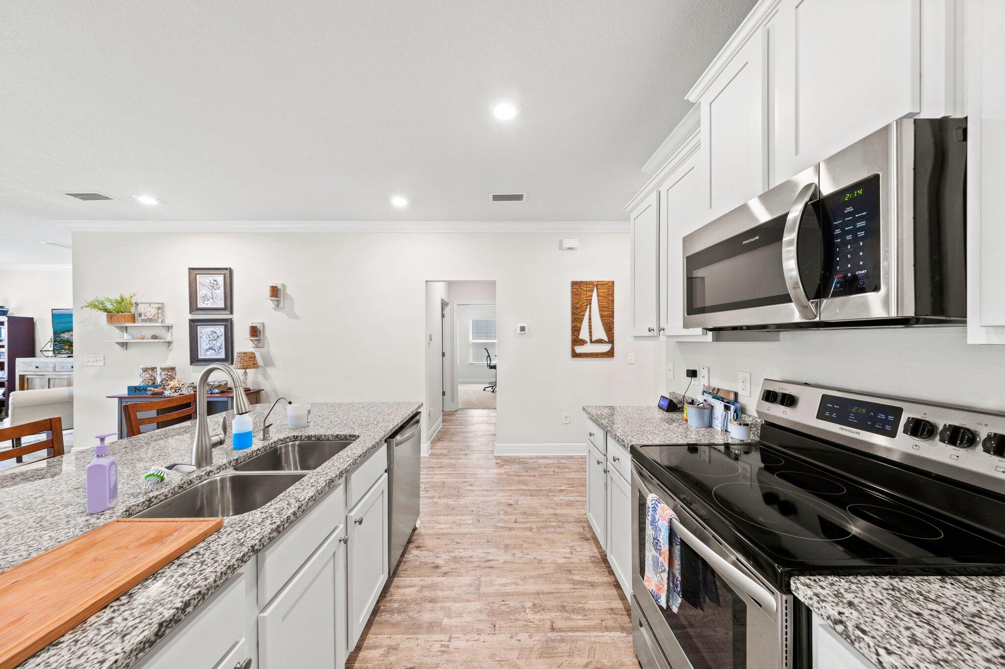 HAMMOCK BAY - FIREFLY - Residential