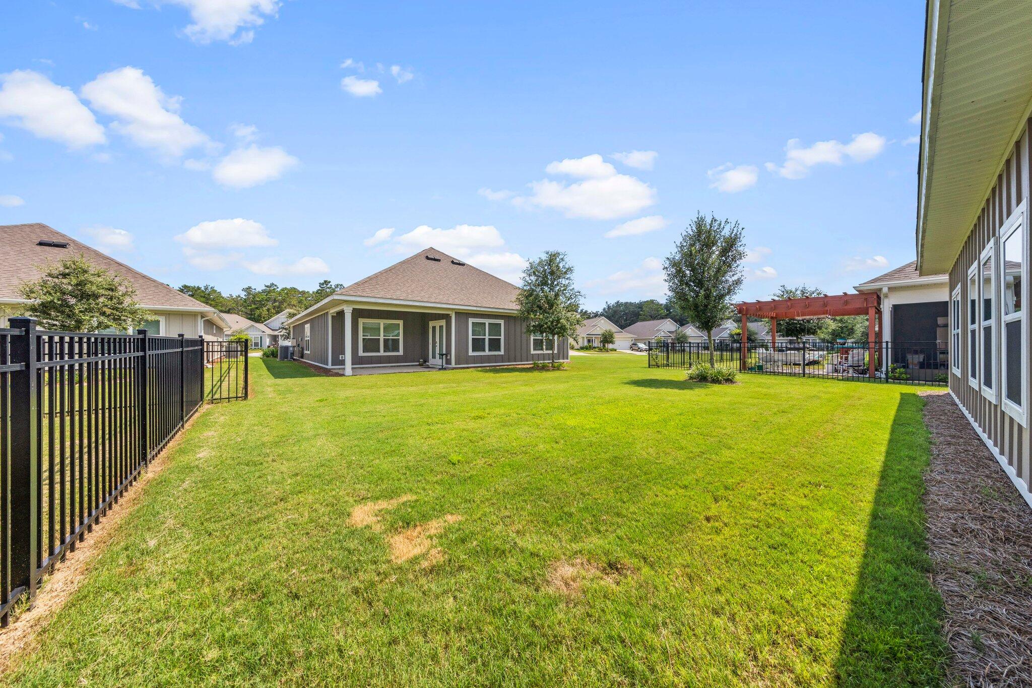 HAMMOCK BAY - FIREFLY - Residential