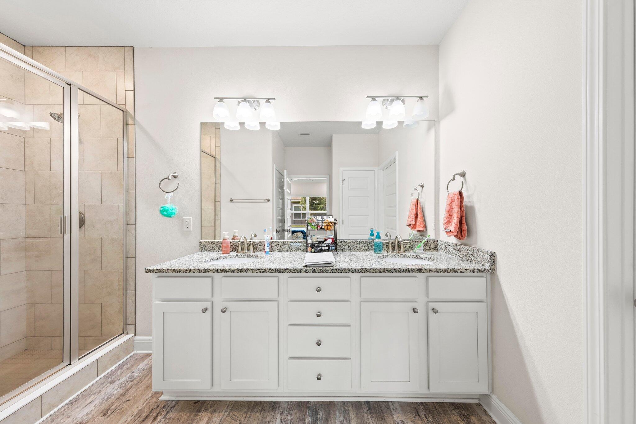 HAMMOCK BAY - FIREFLY - Residential