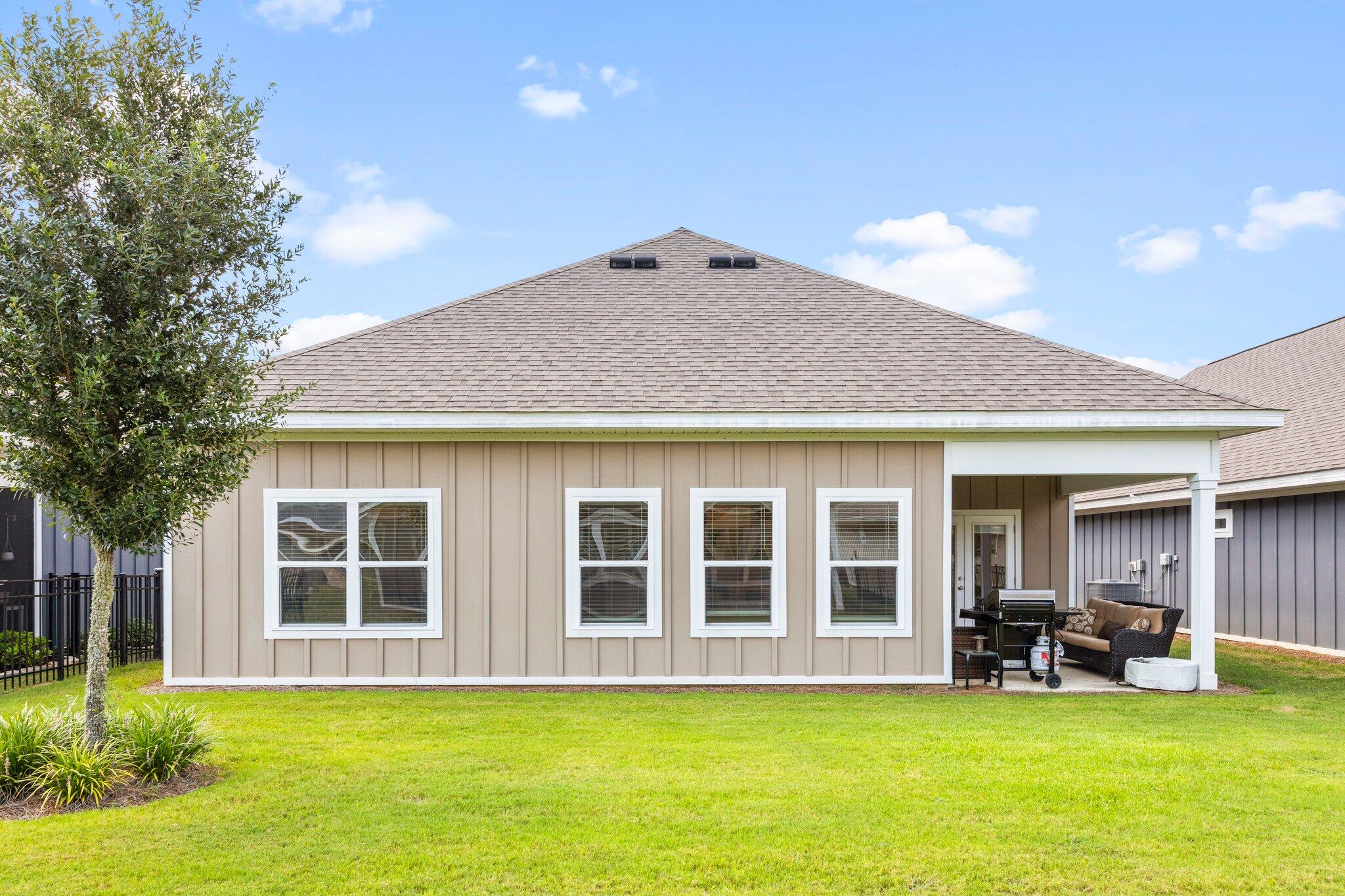 HAMMOCK BAY - FIREFLY - Residential