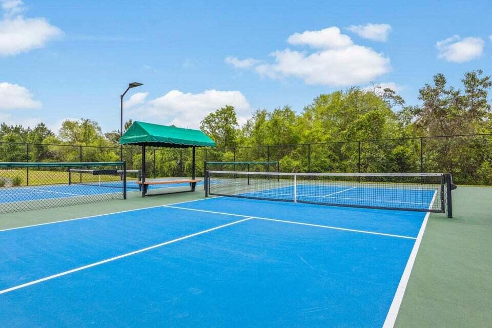 HAMMOCK BAY - FIREFLY - Residential